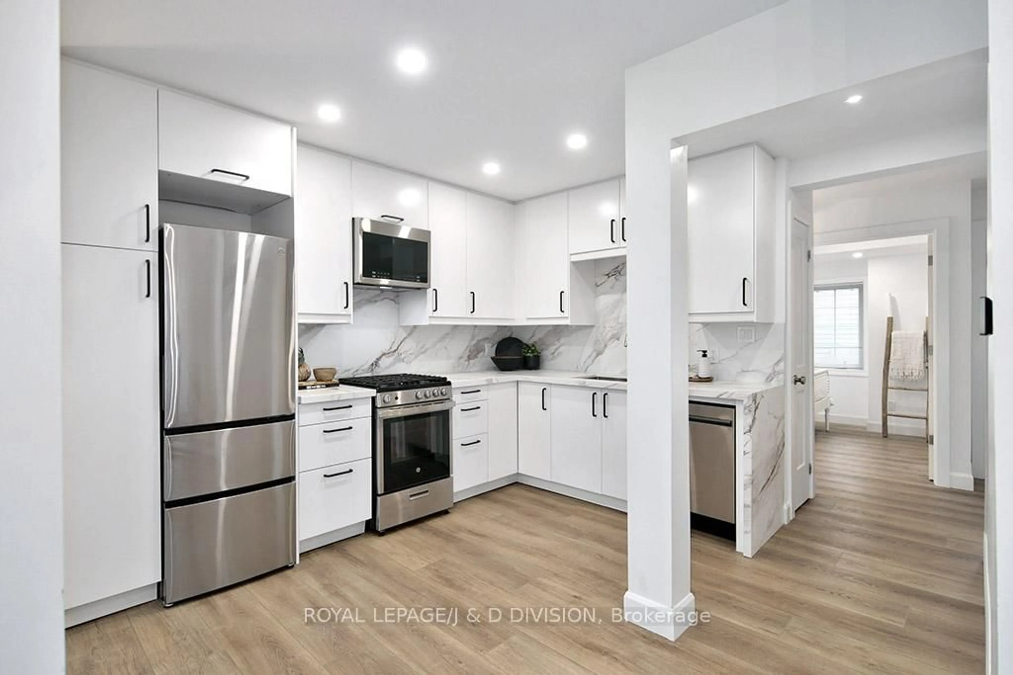 Open concept kitchen, unknown for 146 Settlers Way #47, Blue Mountains Ontario L9Y 0N9