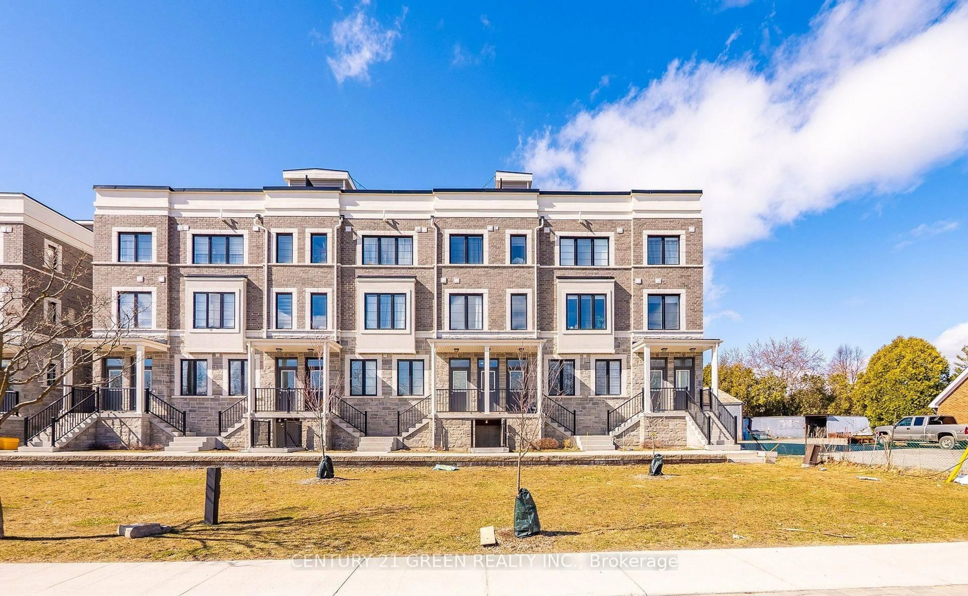 A pic from outside/outdoor area/front of a property/back of a property/a pic from drone, building for 383 Dundas St #76, Hamilton Ontario L8B 1X6