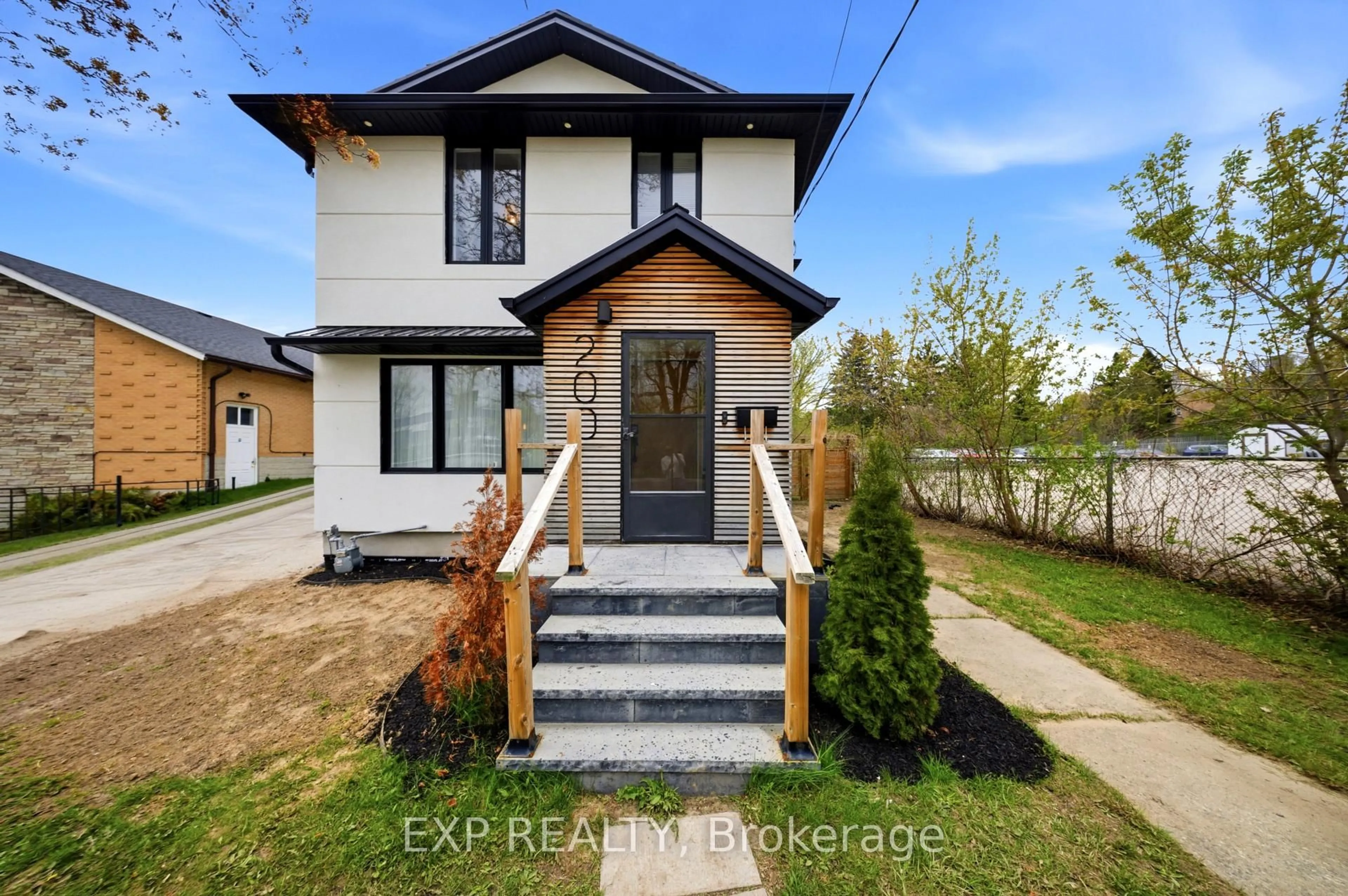 Home with brick exterior material, street for 200 Madison Ave, Kitchener Ontario N2G 3M8