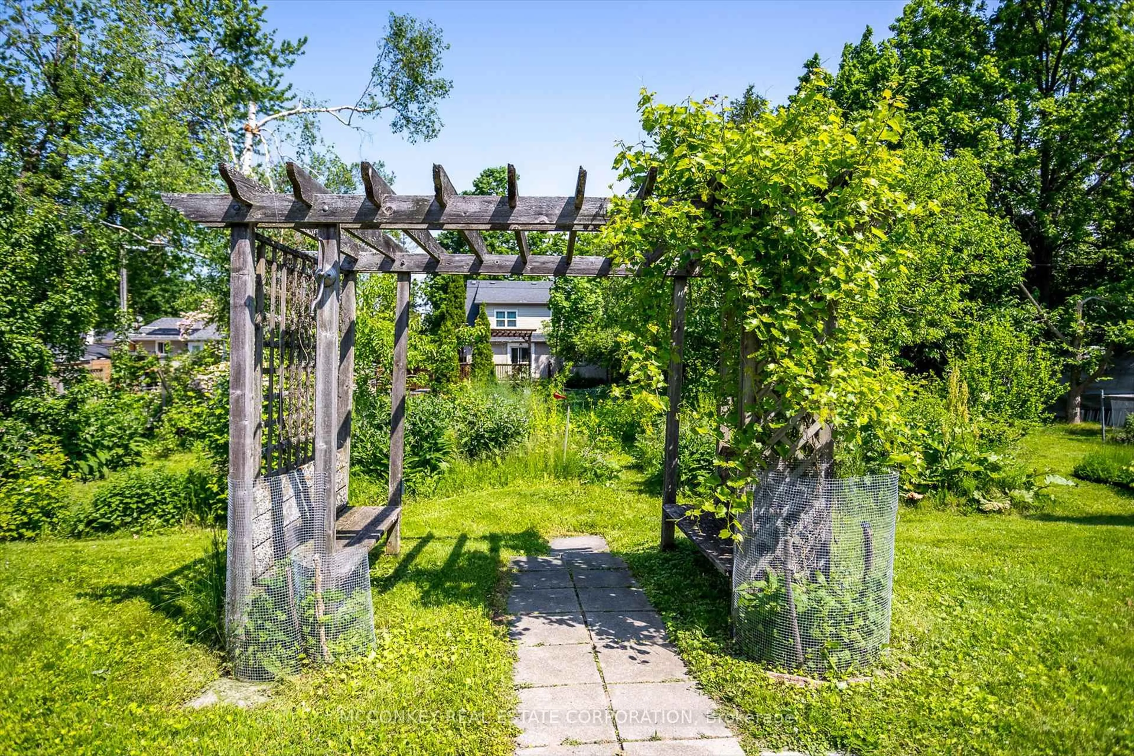 Patio, street for 834 Crowley Cres, Peterborough Ontario K9J 6P7