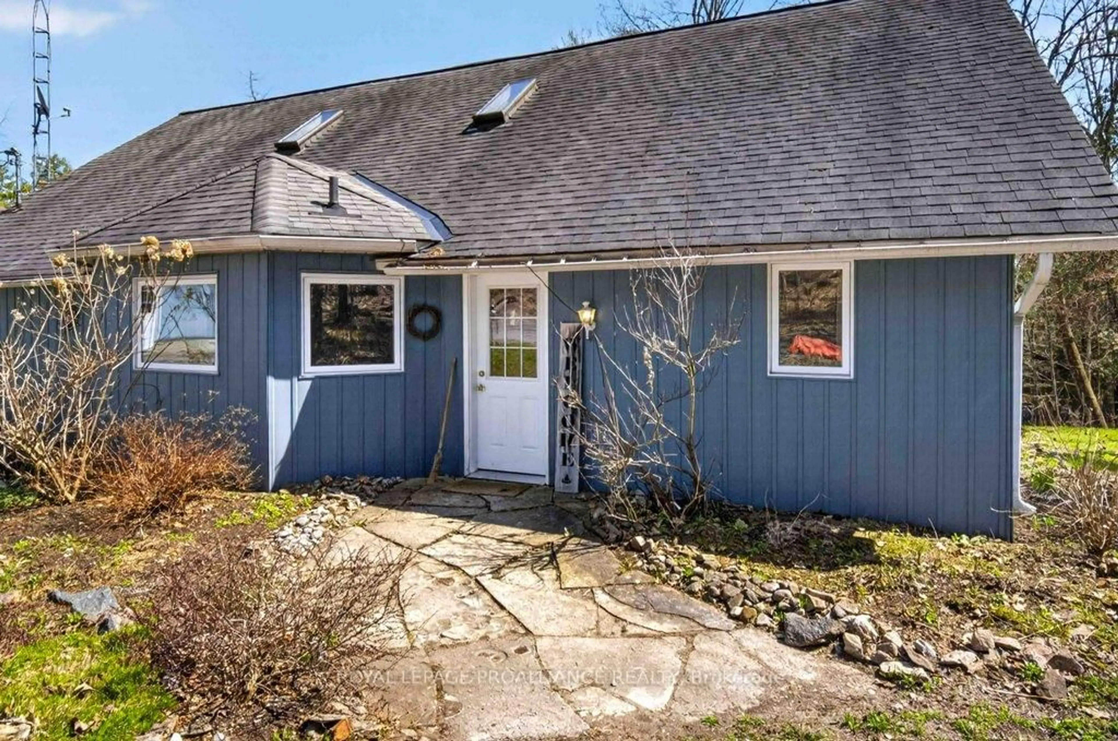 Unknown for 2406 Northeys Bay Rd, North Kawartha Ontario K0L 2H0