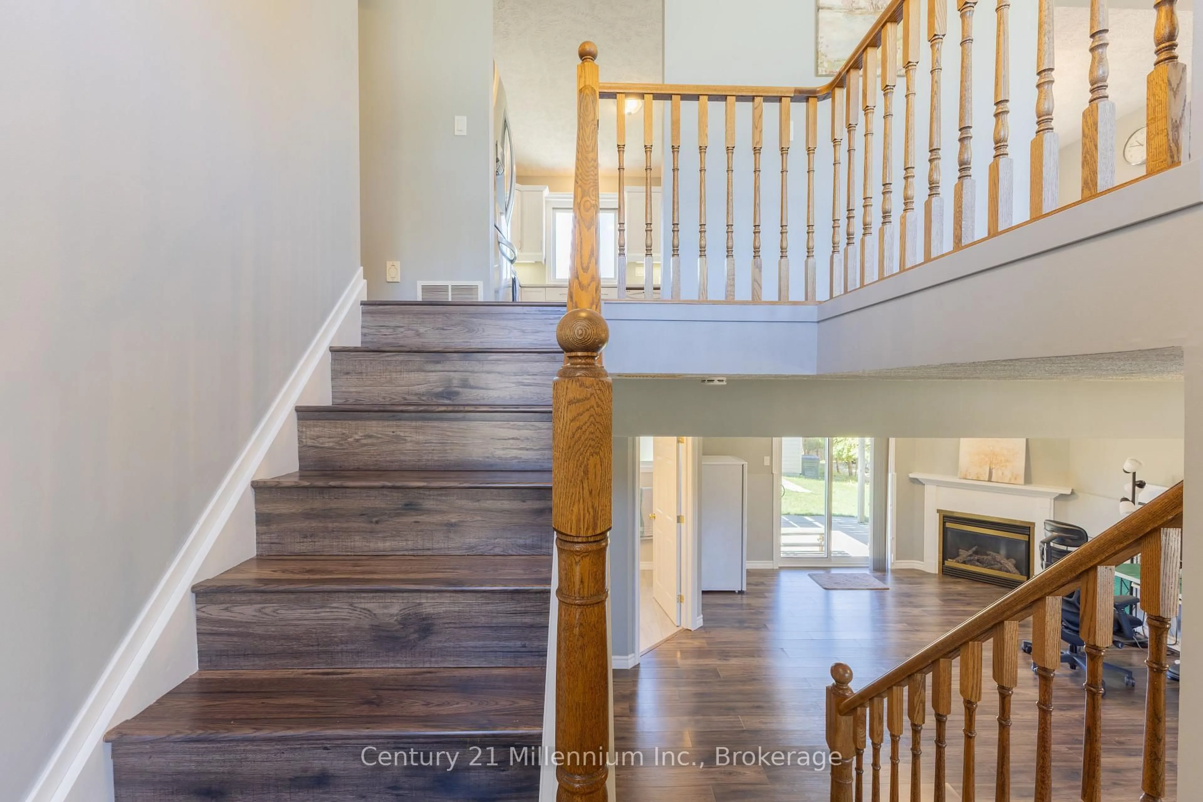 Indoor entryway for 450 Peirson Ave, Saugeen Shores Ontario N0H 2C1