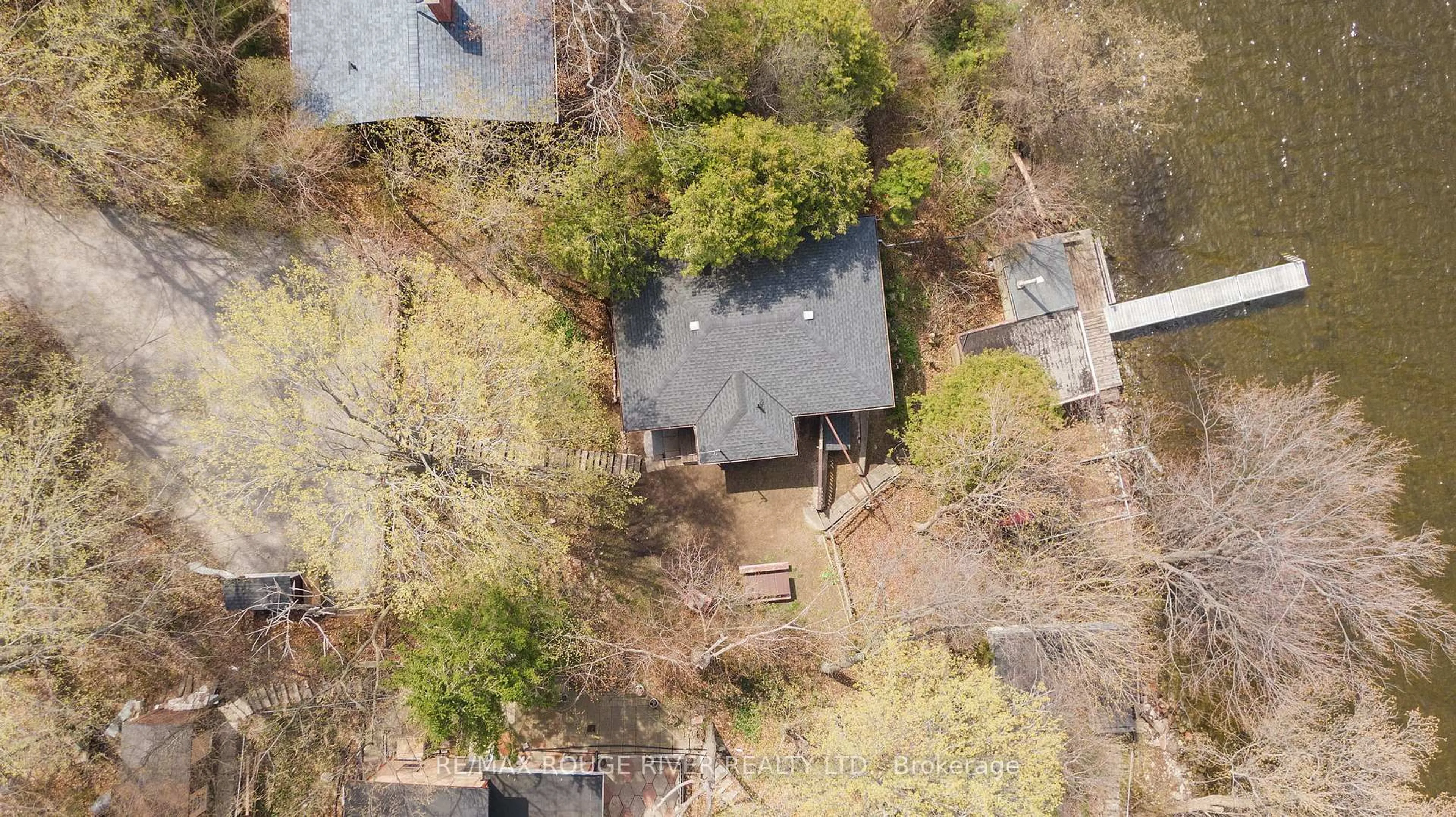 A pic from outside/outdoor area/front of a property/back of a property/a pic from drone, street for 7276 County Rd 18 Rd, Alnwick/Haldimand Ontario K0K 2X0