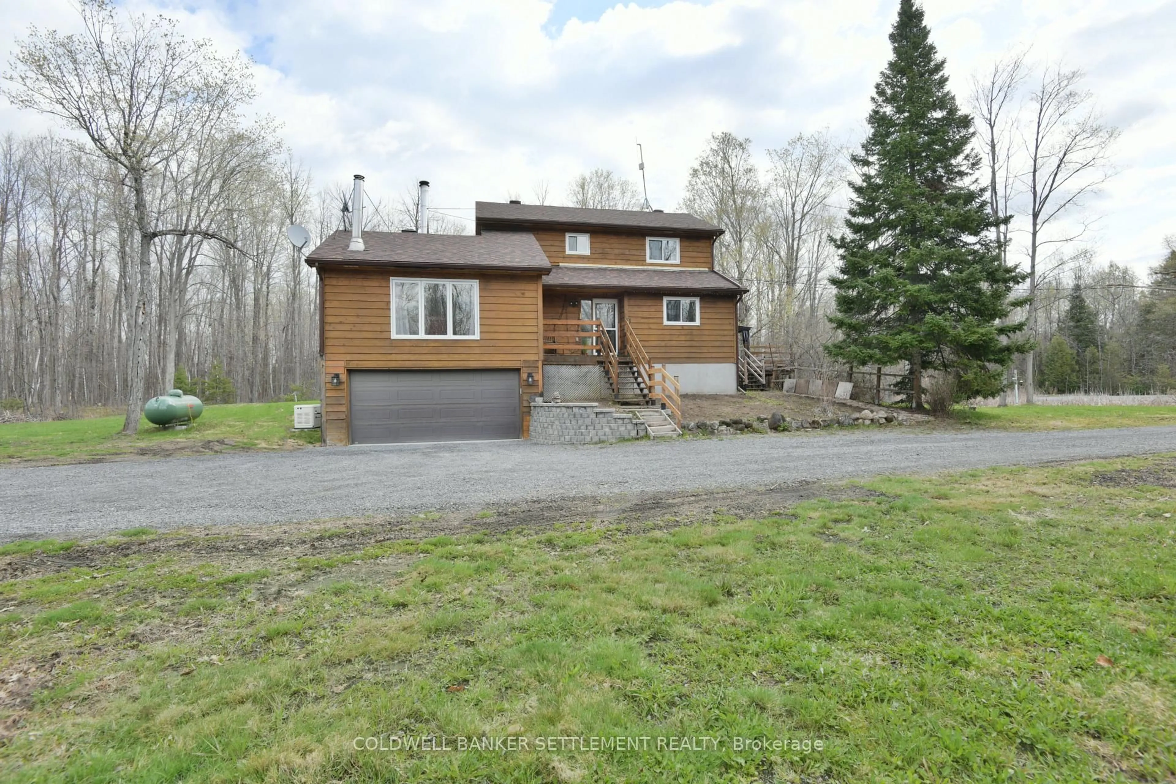 A pic from outside/outdoor area/front of a property/back of a property/a pic from drone, street for 8857 Malloch Lane, Ashton Ontario K0A 1B0
