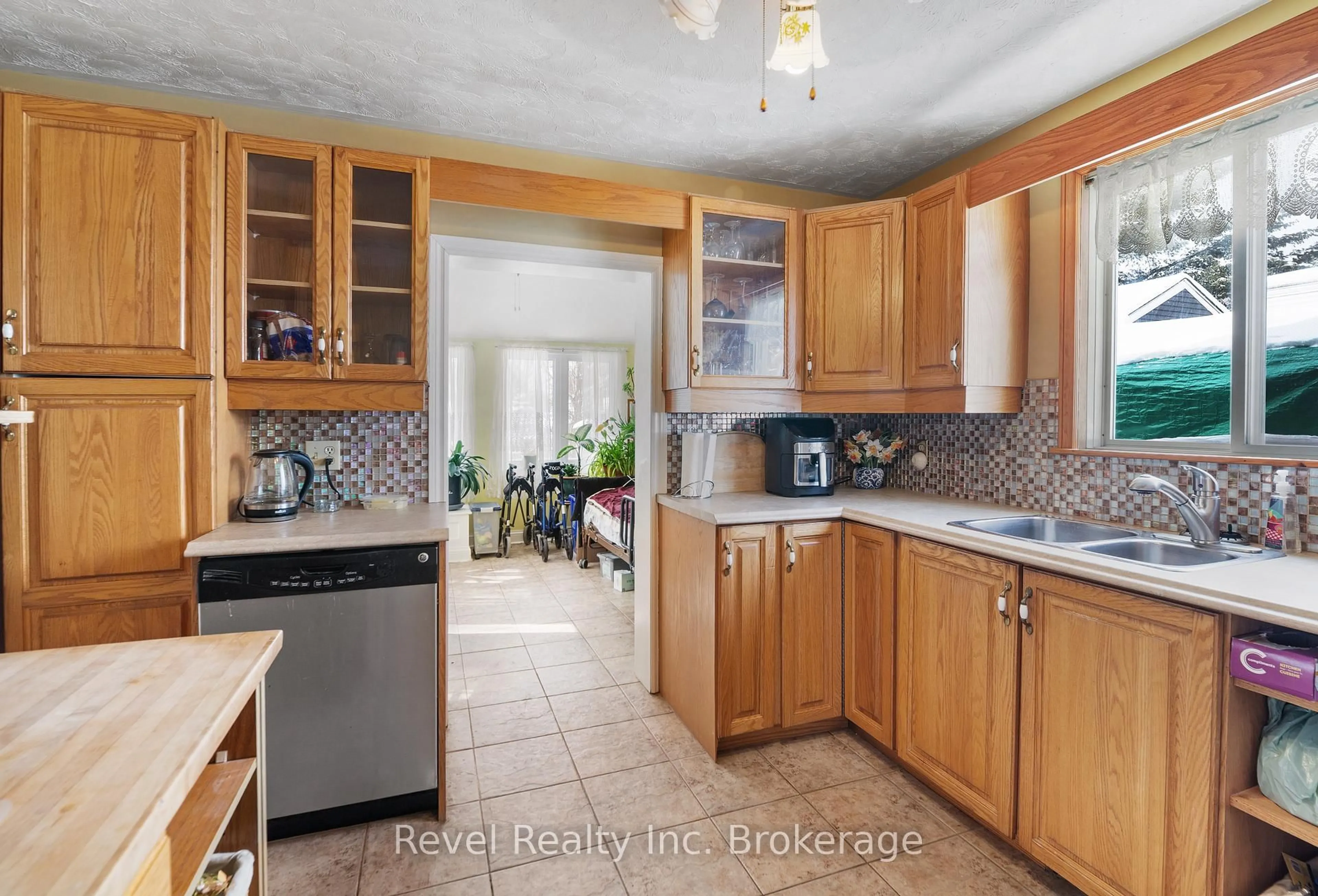 Unknown for 320 Eighth St, Mattawa Ontario P0H 1V0