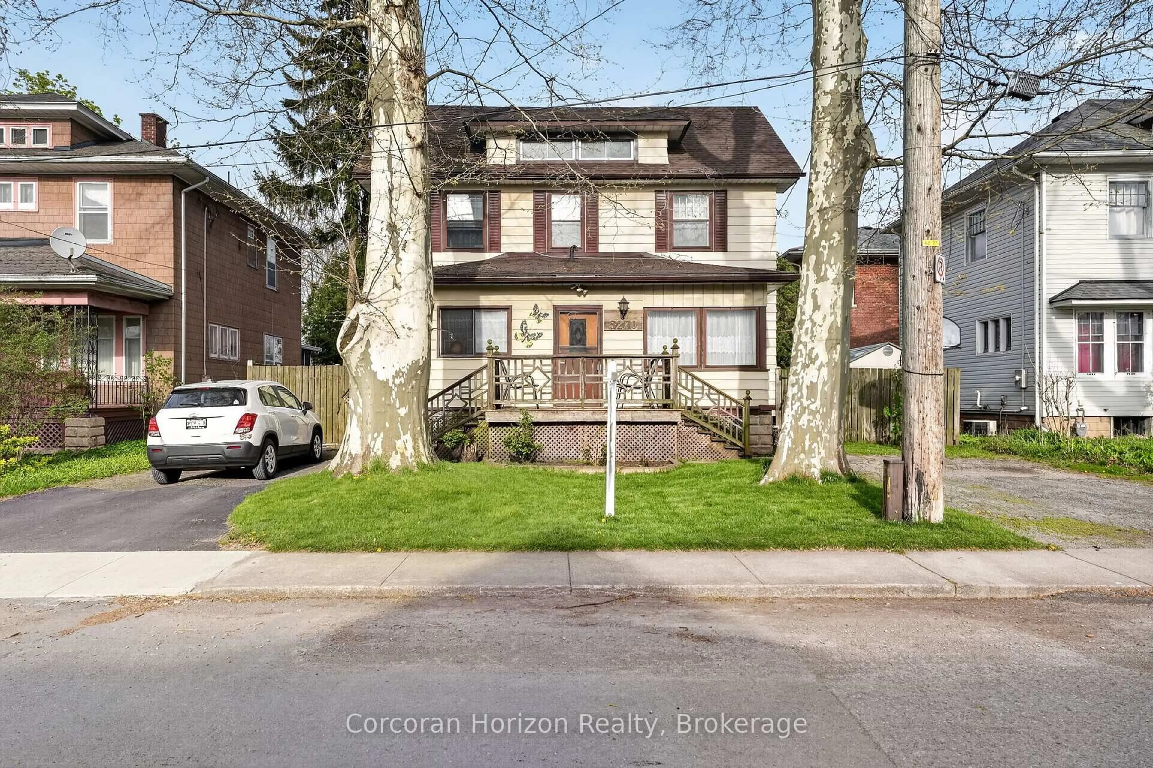 Home with brick exterior material, street for 5270 Second Ave, Niagara Falls Ontario L2E 4K2