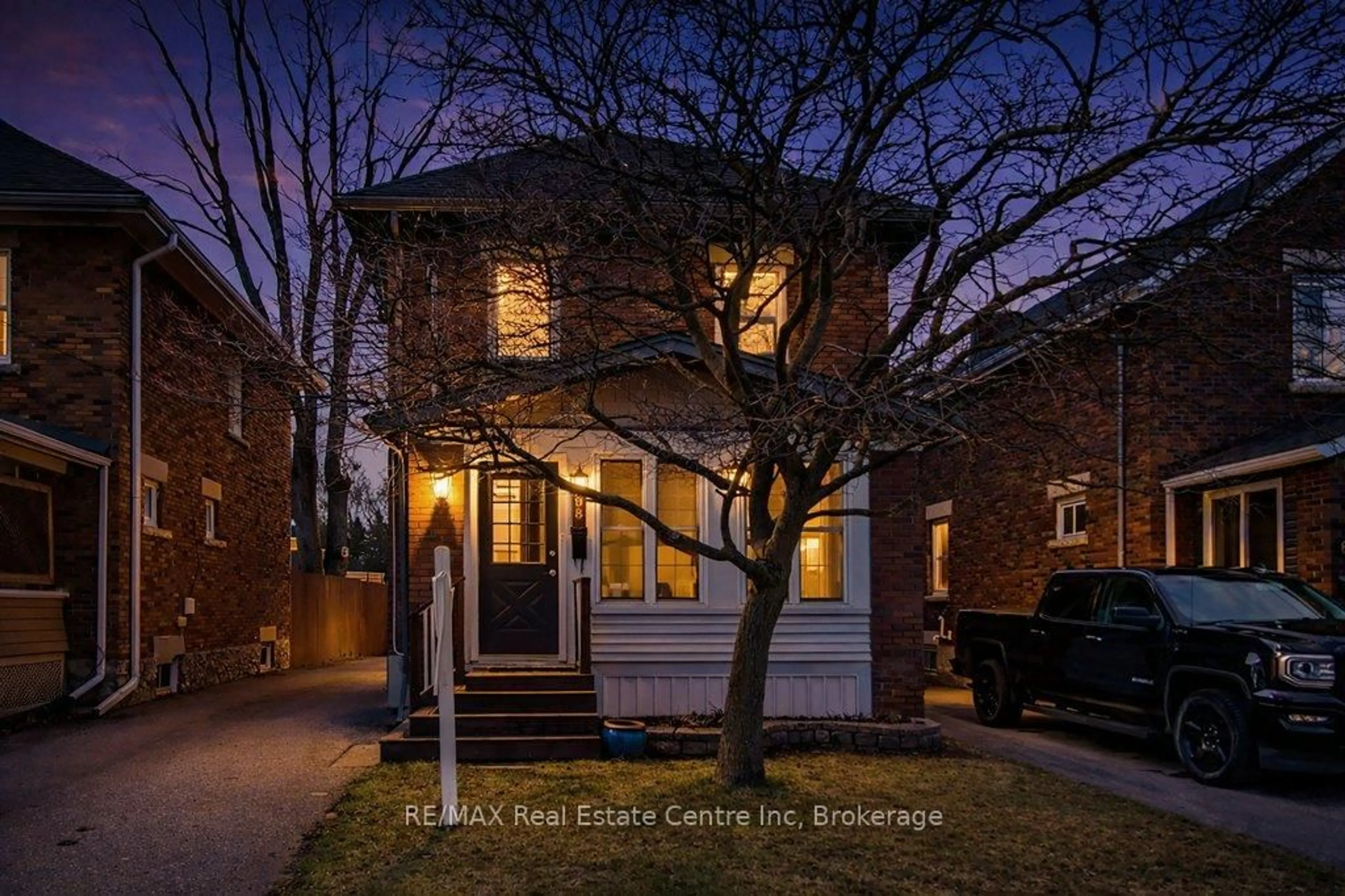 Home with brick exterior material, street for 598 Woolwich St, Guelph Ontario N1H 3Y2