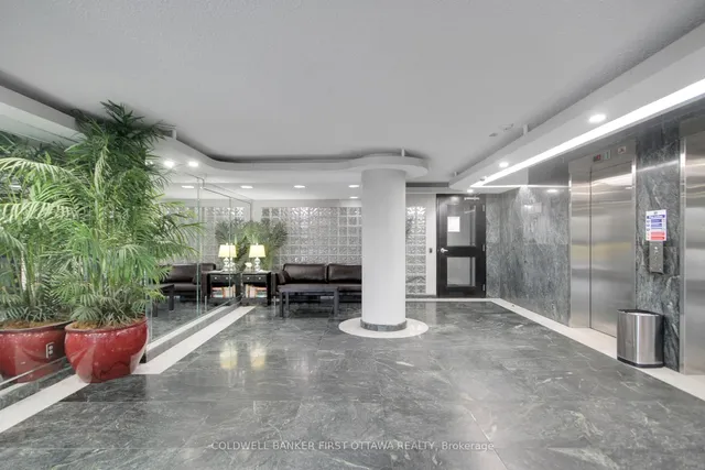 1440 Heron Rd #811, Ottawa 4