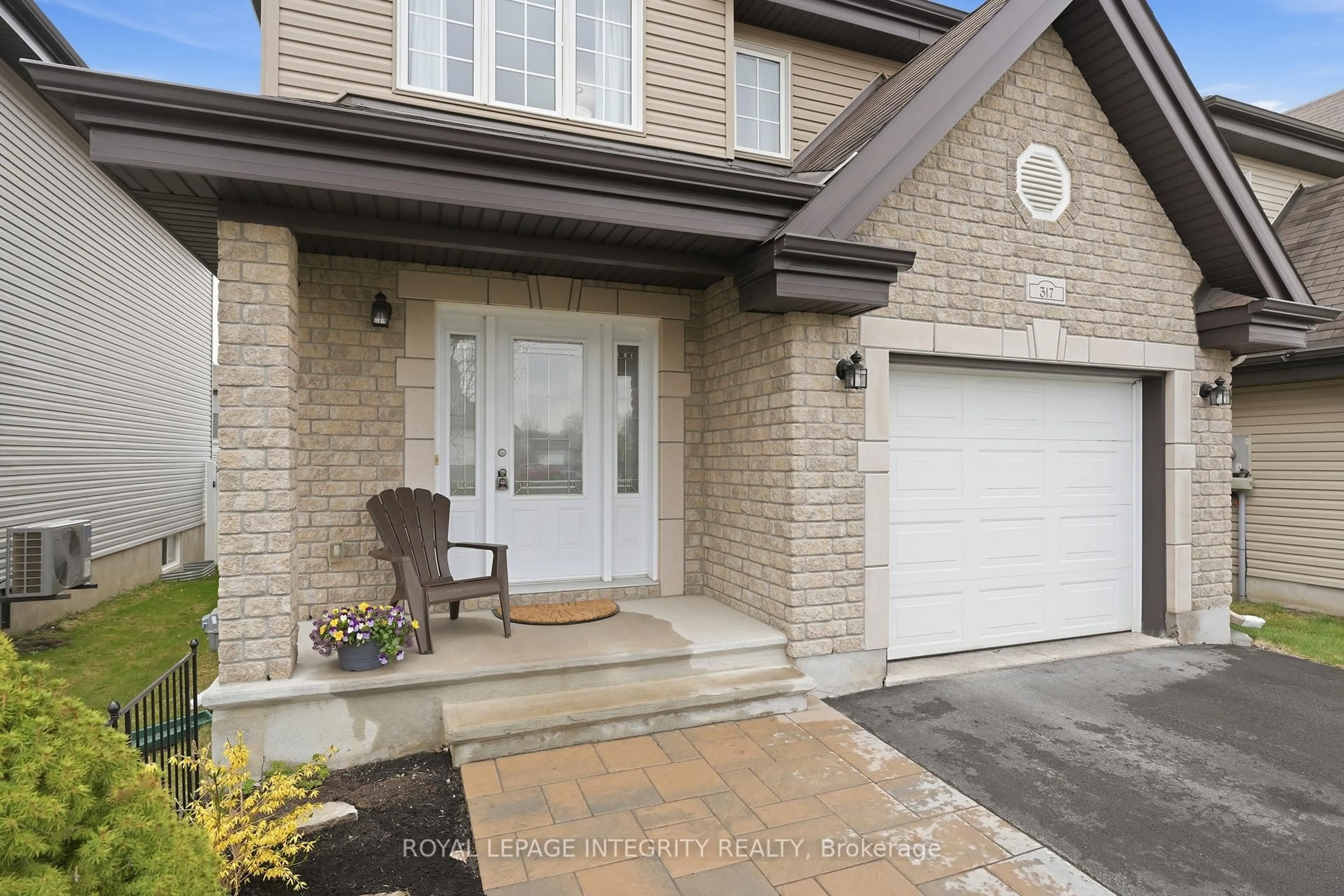 Home with brick exterior material, street for 317 Mercury St, Clarence-Rockland Ontario K4K 0G7