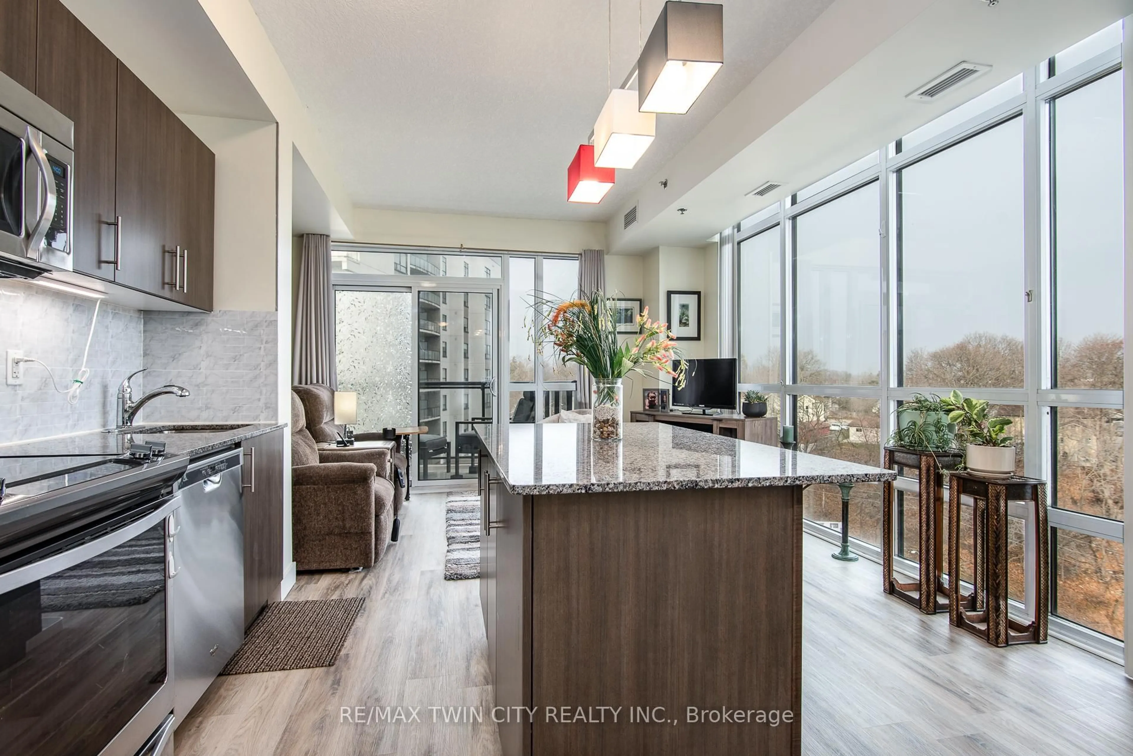 Open concept kitchen, ceramic/tile floor for 150 Water St #803, Cambridge Ontario N1R 0B5