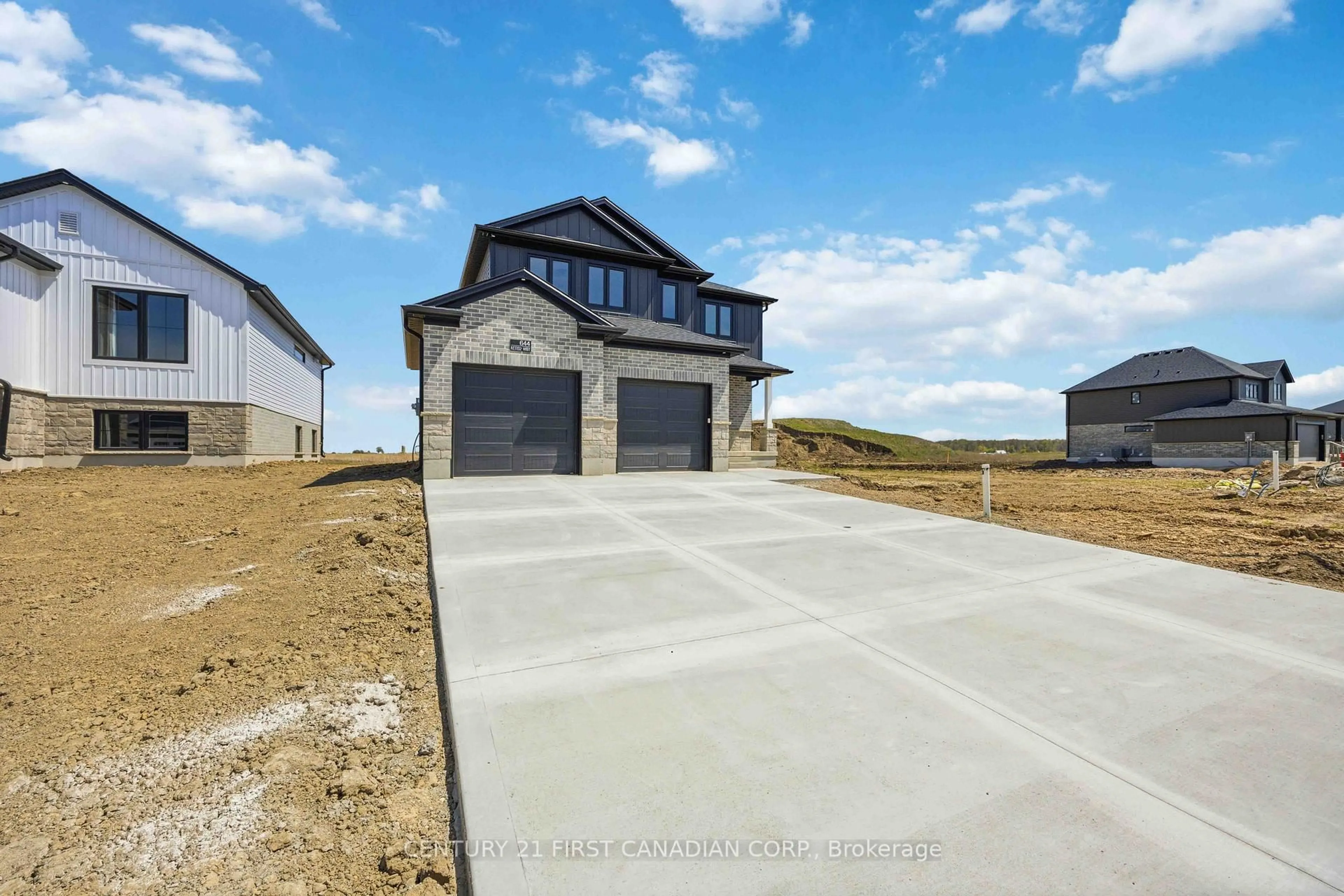 Unknown for 644 Ketter Way, Plympton-Wyoming Ontario N0N 1T0