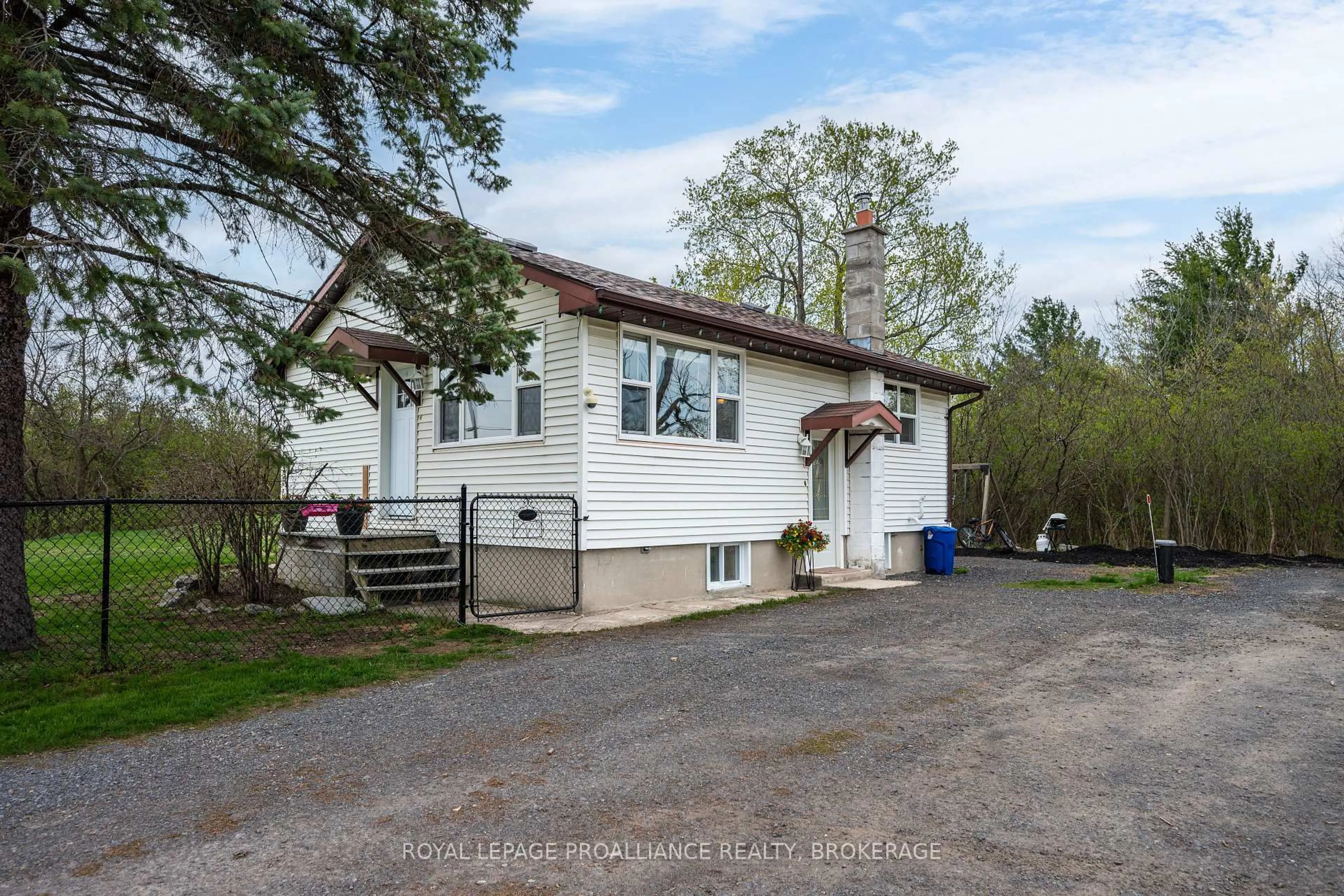 A pic from outside/outdoor area/front of a property/back of a property/a pic from drone, street for 1824 Bethel Rd, Yarker Ontario K0K 3N0