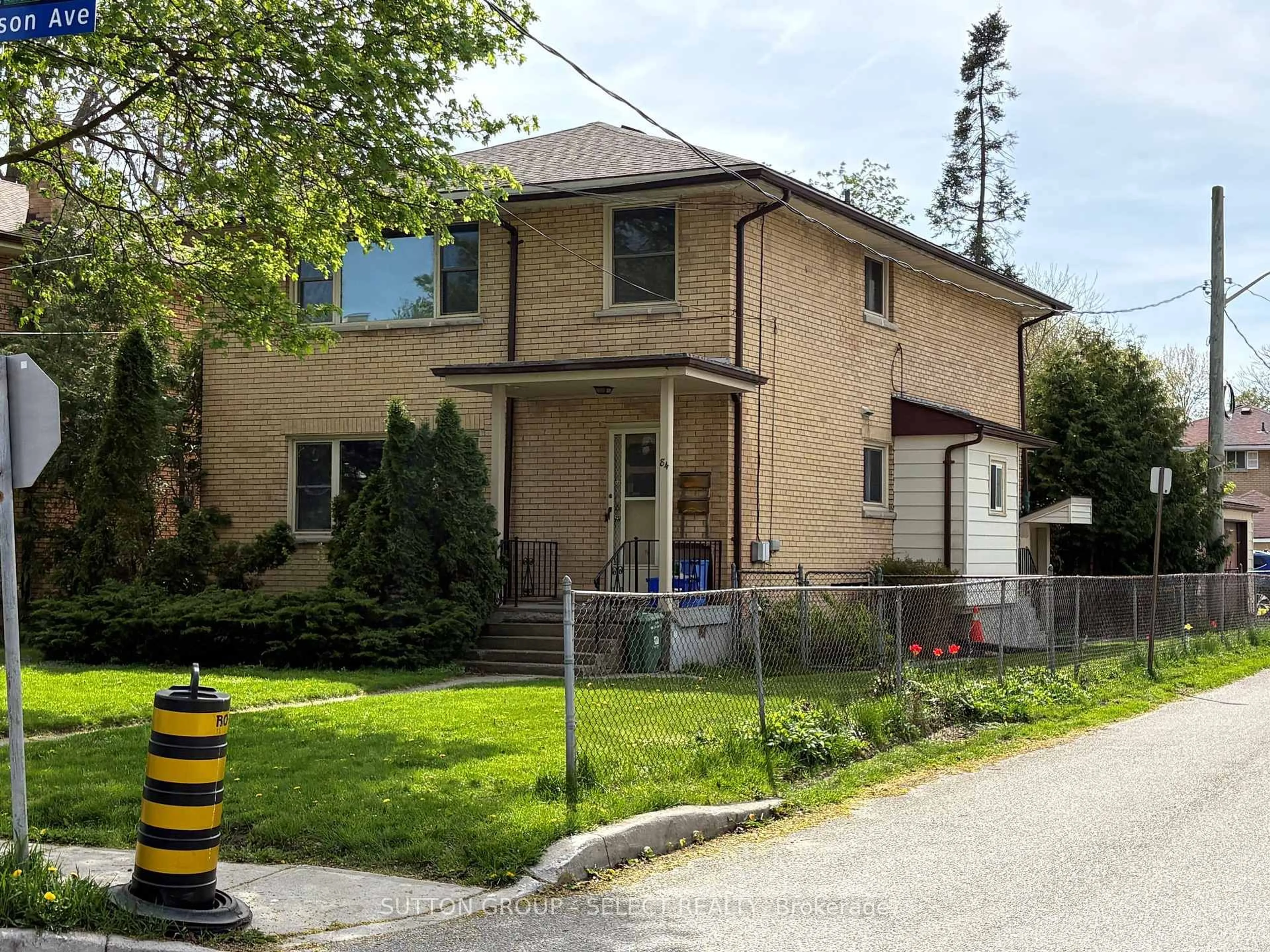 Unknown for 84 Wilson Ave, London North Ontario N6H 1X6