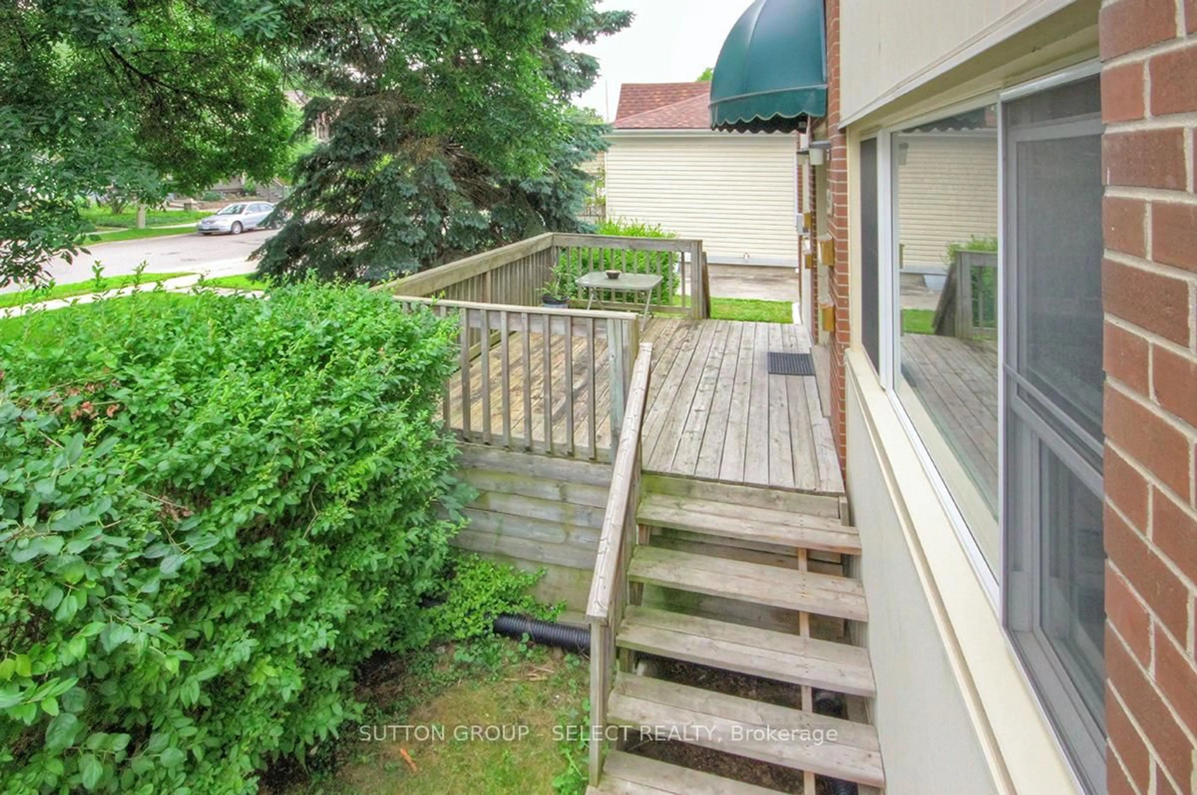 Patio, street for 230 Emery St, London South Ontario N6C 2E2