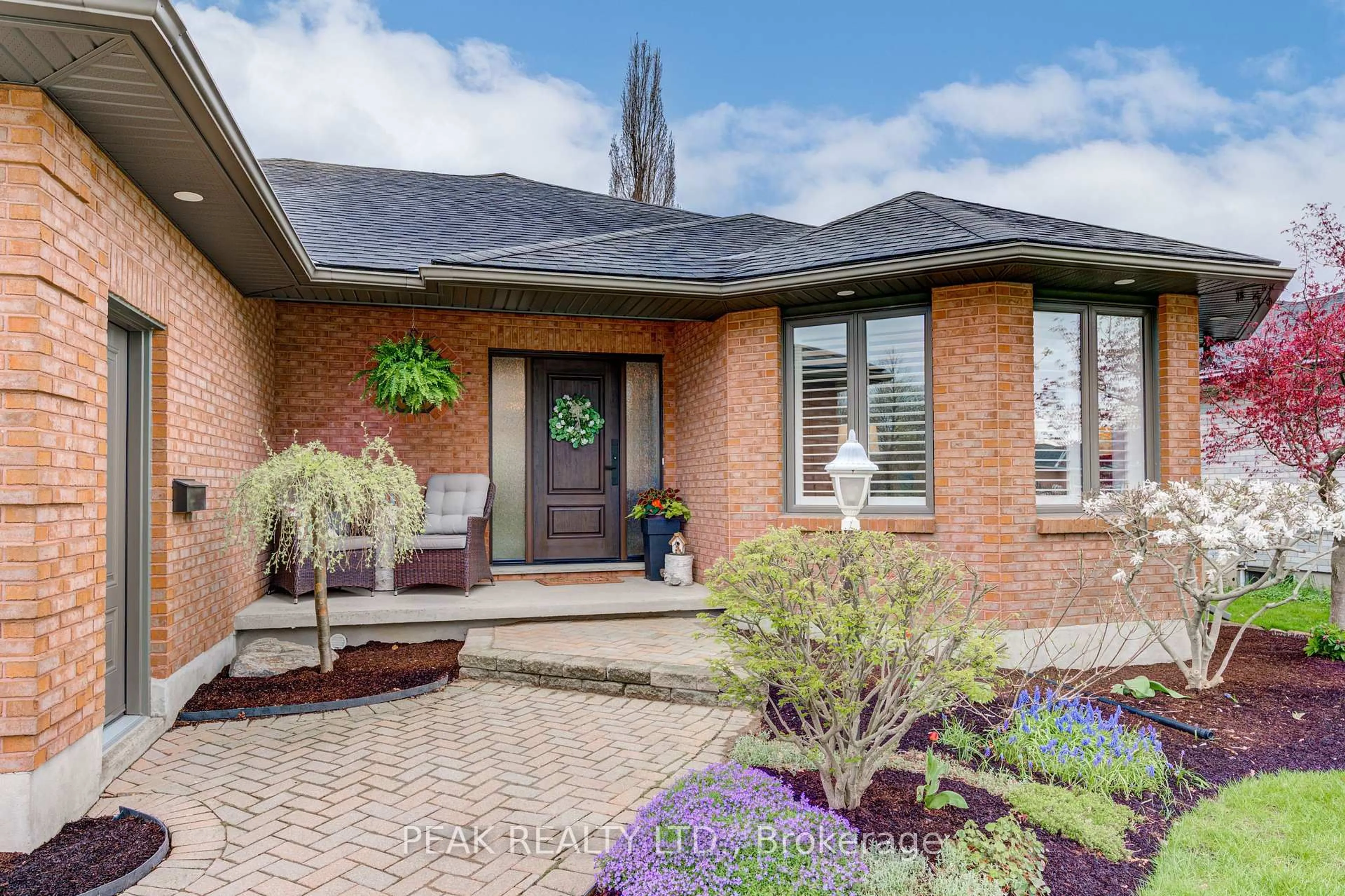 Home with brick exterior material, street for 250 Westwood Ave, East Zorra-Tavistock Ontario N0B 2R0