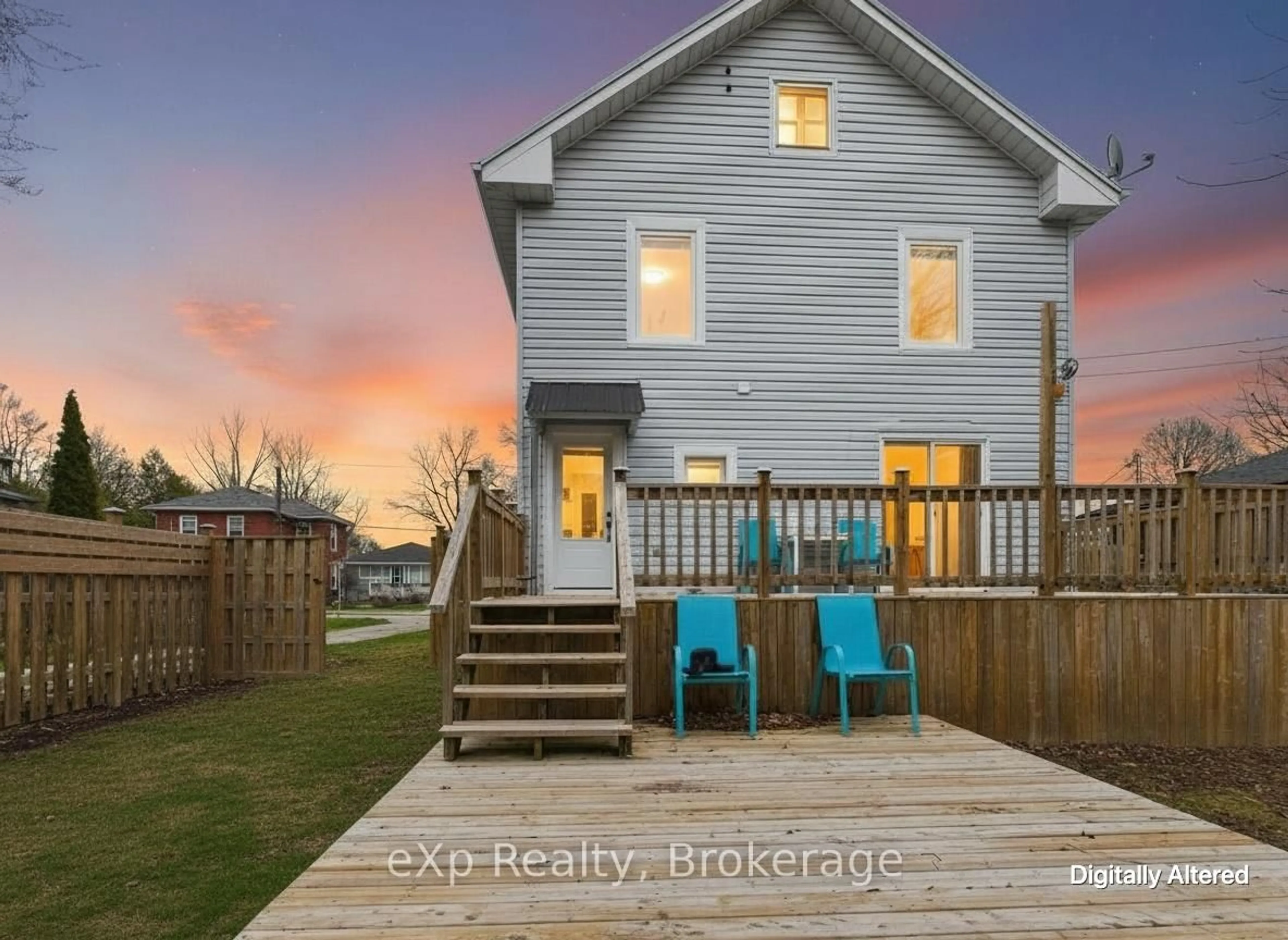 A pic from outside/outdoor area/front of a property/back of a property/a pic from drone, unknown for 276 Foster Ave, Belleville Ontario K8N 3R5