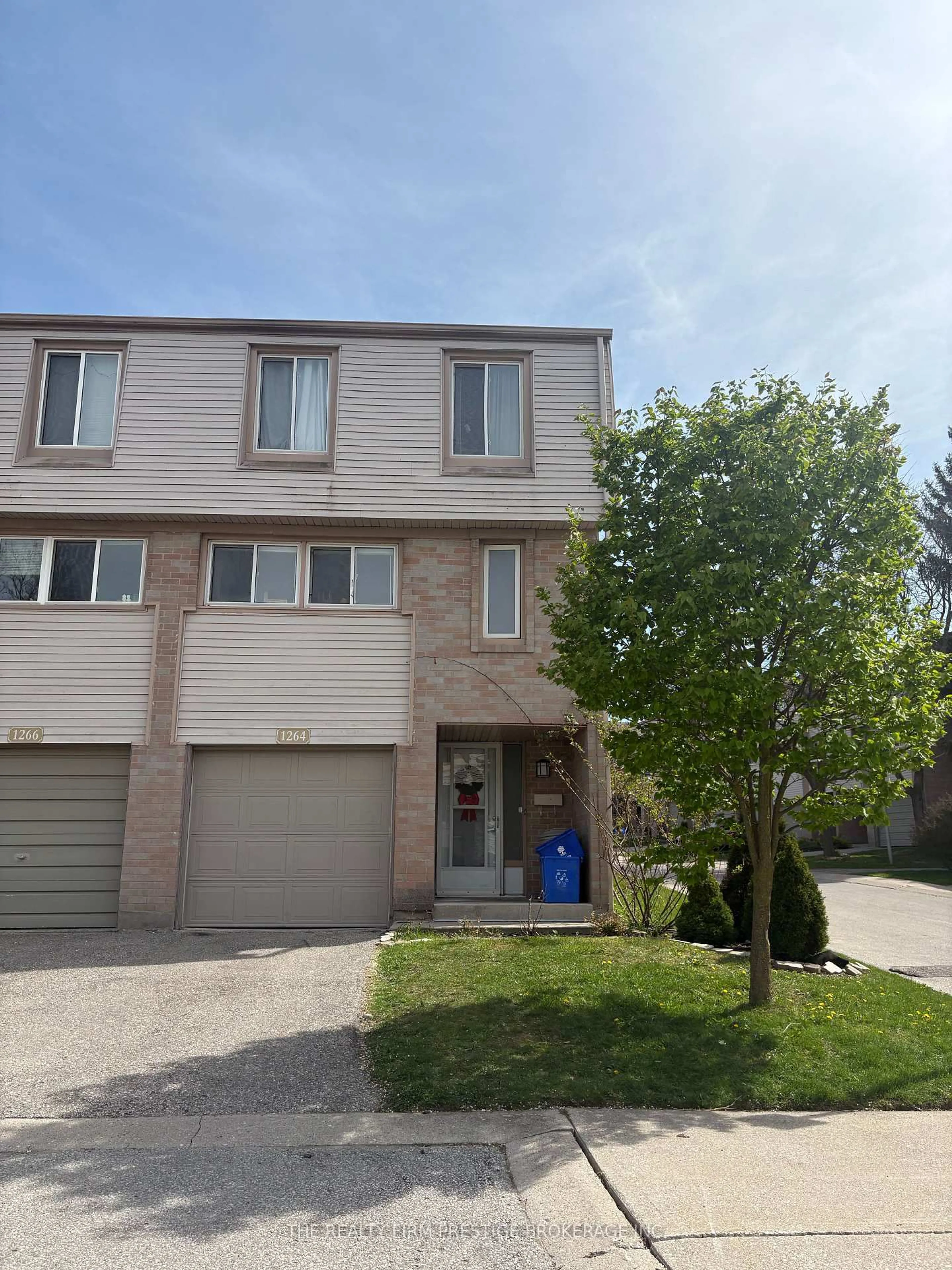 Unknown for 1264 Limberlost Rd #18, London North Ontario N6G 3A5