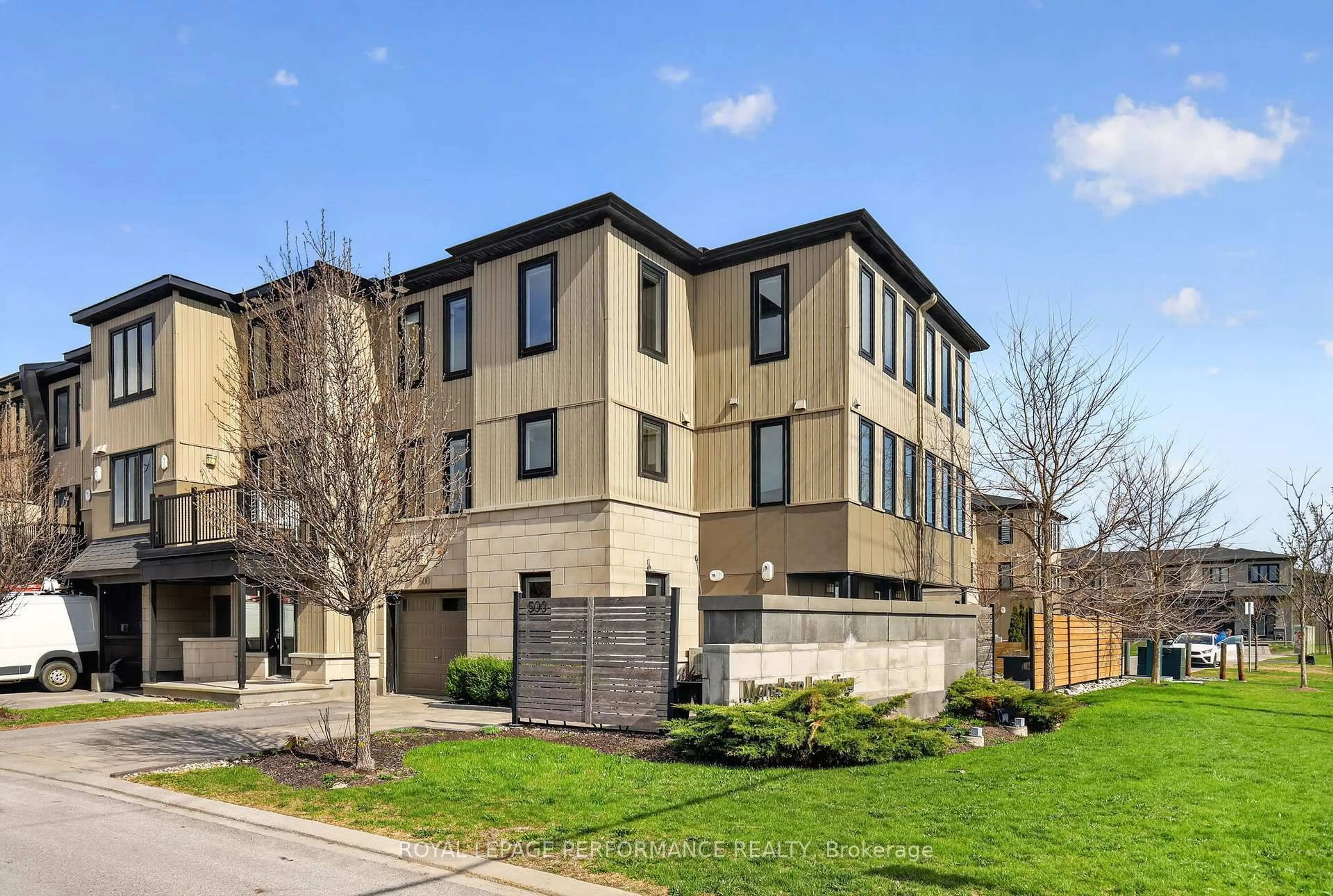 Home with brick exterior material, street for 500 Radiant Private, Ottawa Ontario K2M 0M9