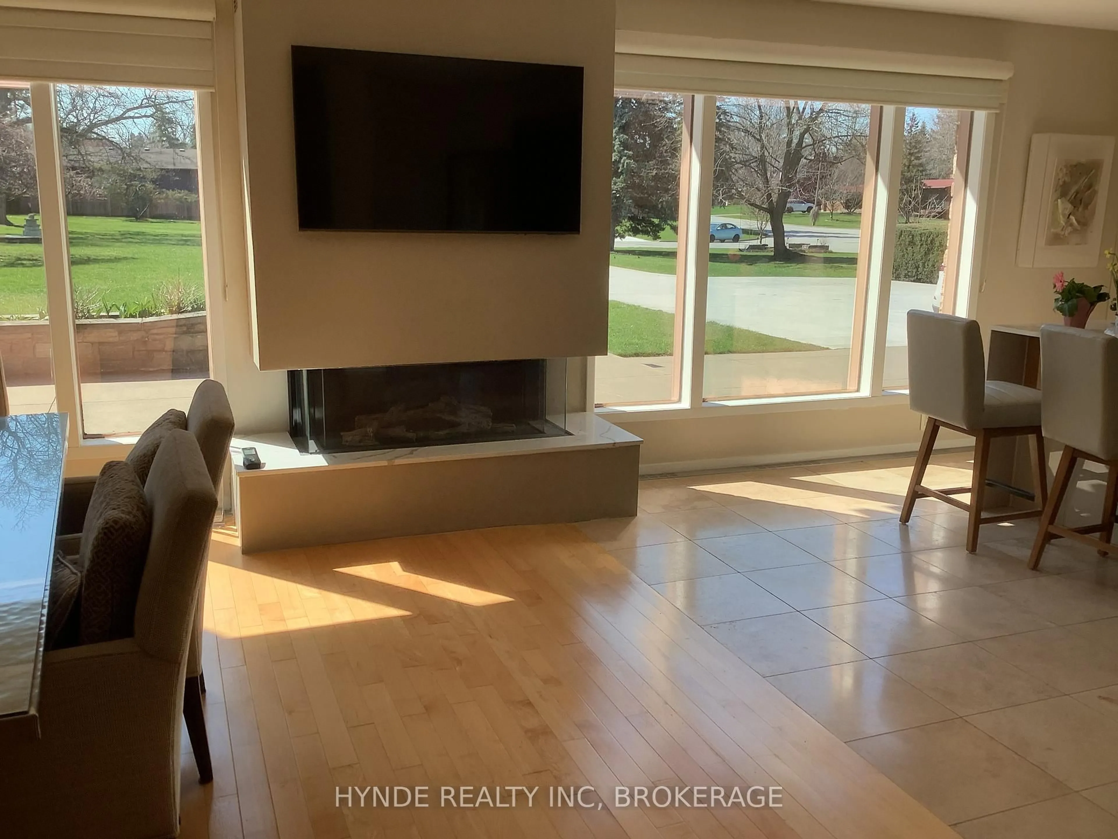 Unknown for 24 Woodmount Dr Dr, St. Catharines Ontario L2T 2X9