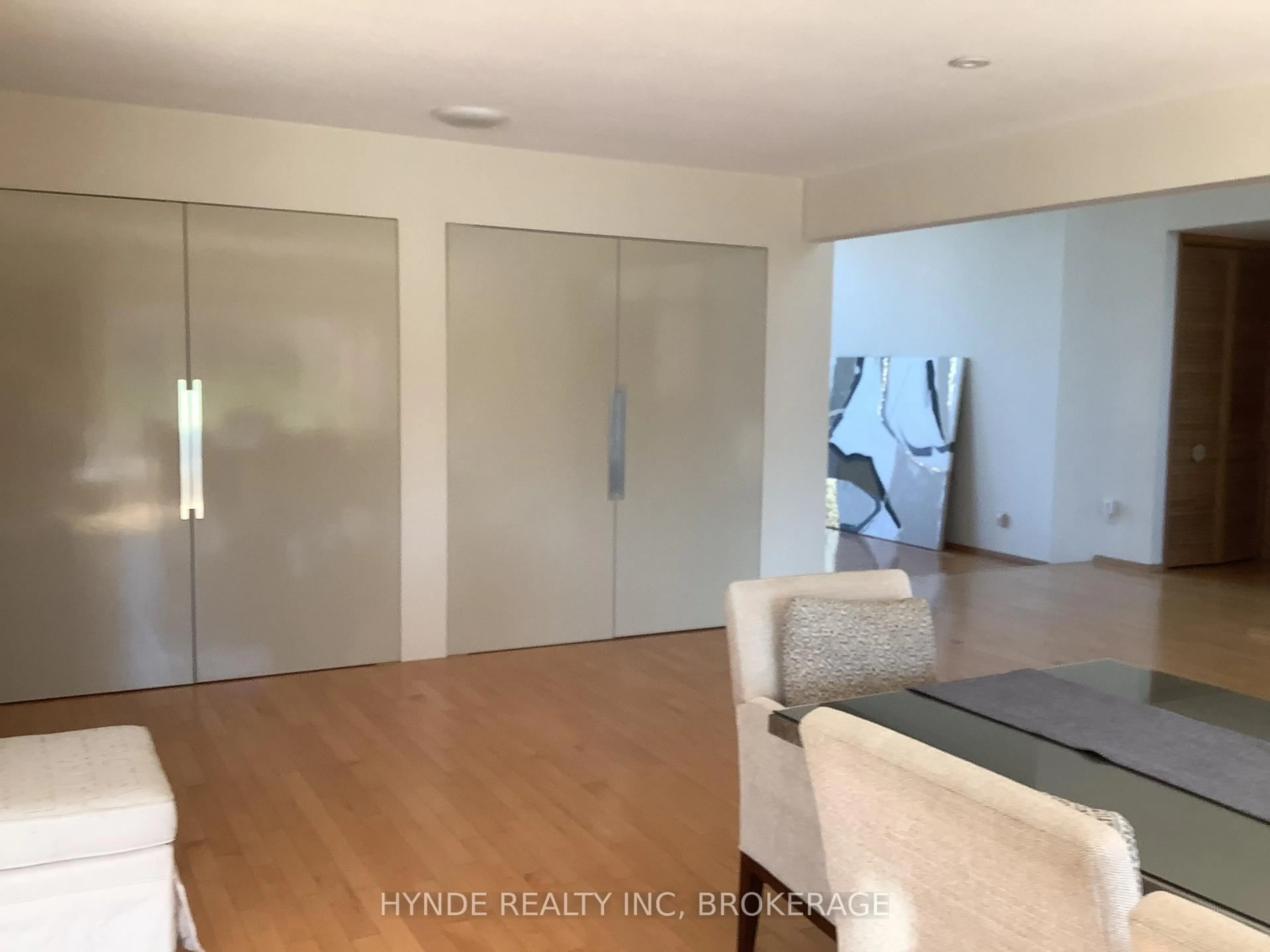A pic of a room for 24 Woodmount Dr Dr, St. Catharines Ontario L2T 2X9