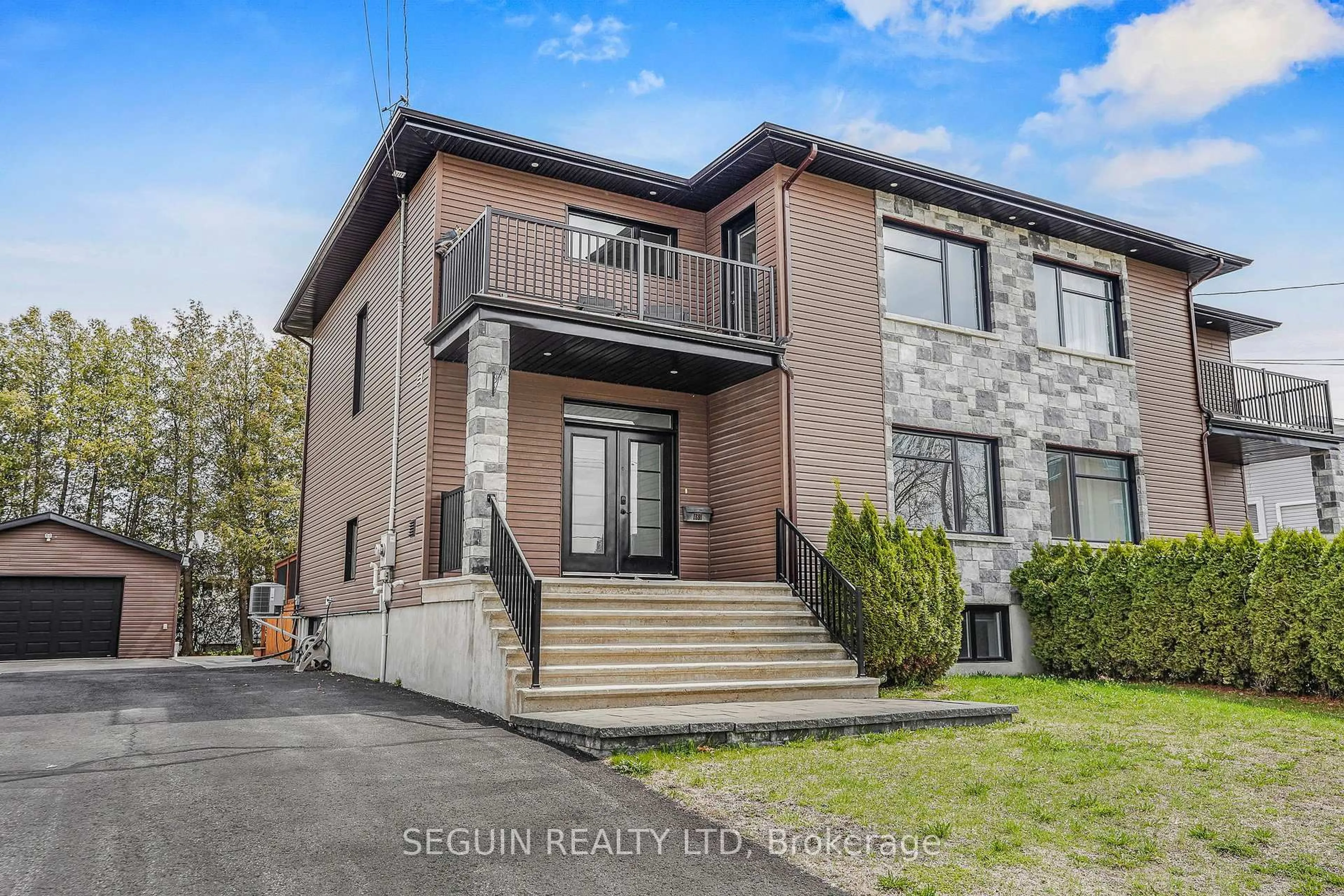 Home with brick exterior material, street for 489 Abbott St, Hawkesbury Ontario K6A 2E2