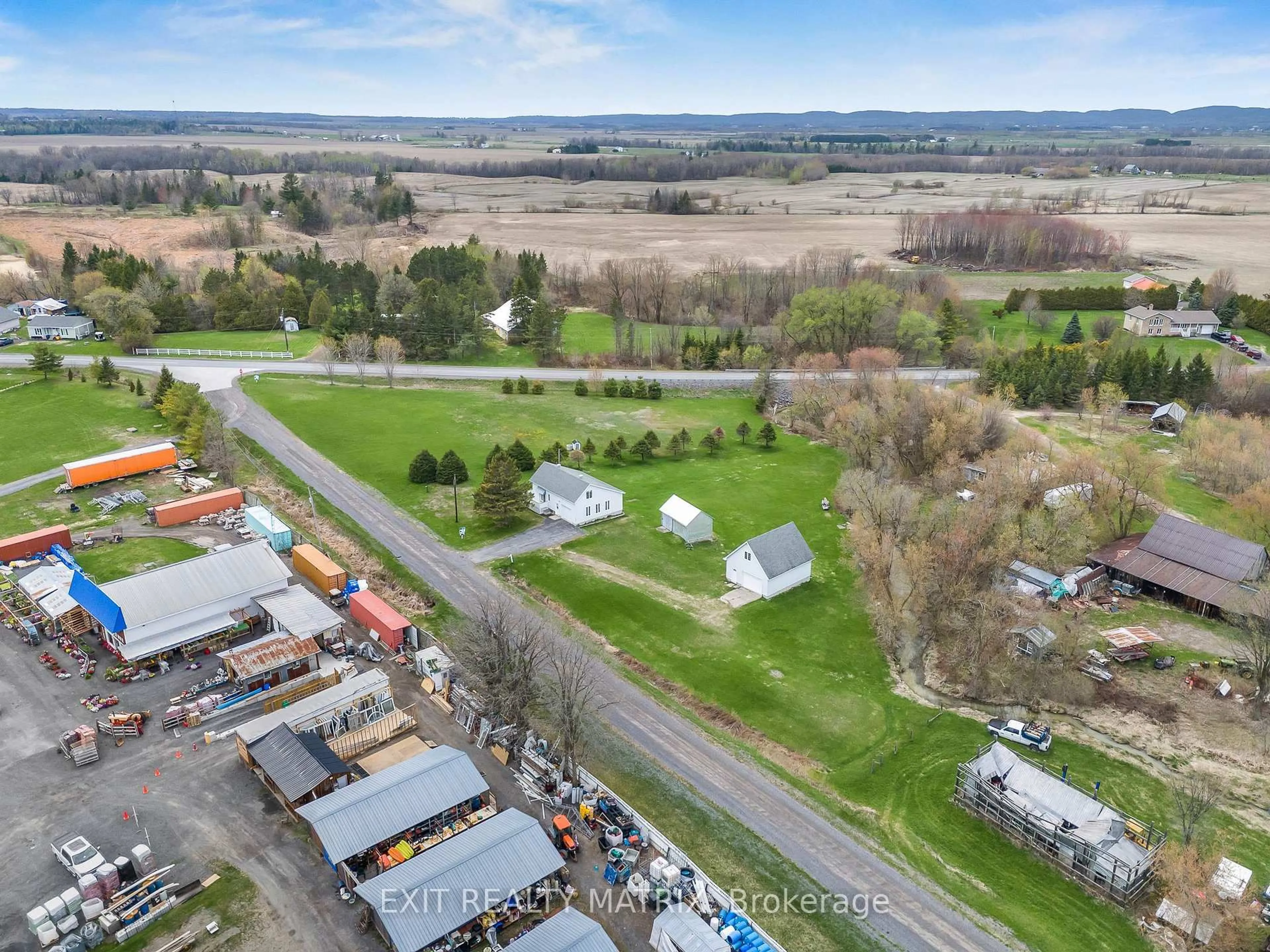 A pic from outside/outdoor area/front of a property/back of a property/a pic from drone, unknown for 17 Dubois St, Champlain Ontario K0B 1K0