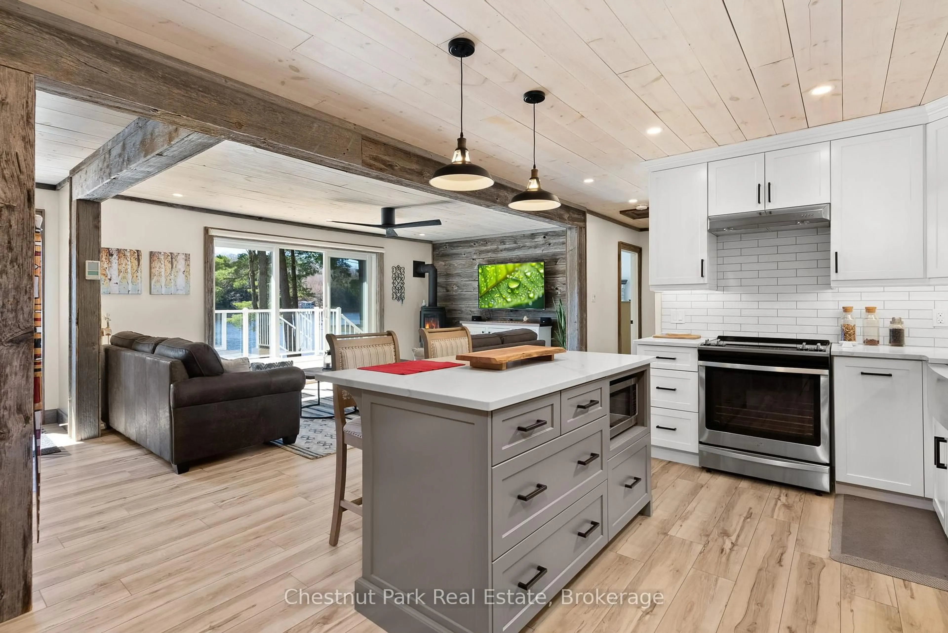 Open concept kitchen, unknown for 1006 Young's Rd #7, Muskoka Lakes Ontario P0B 1J0