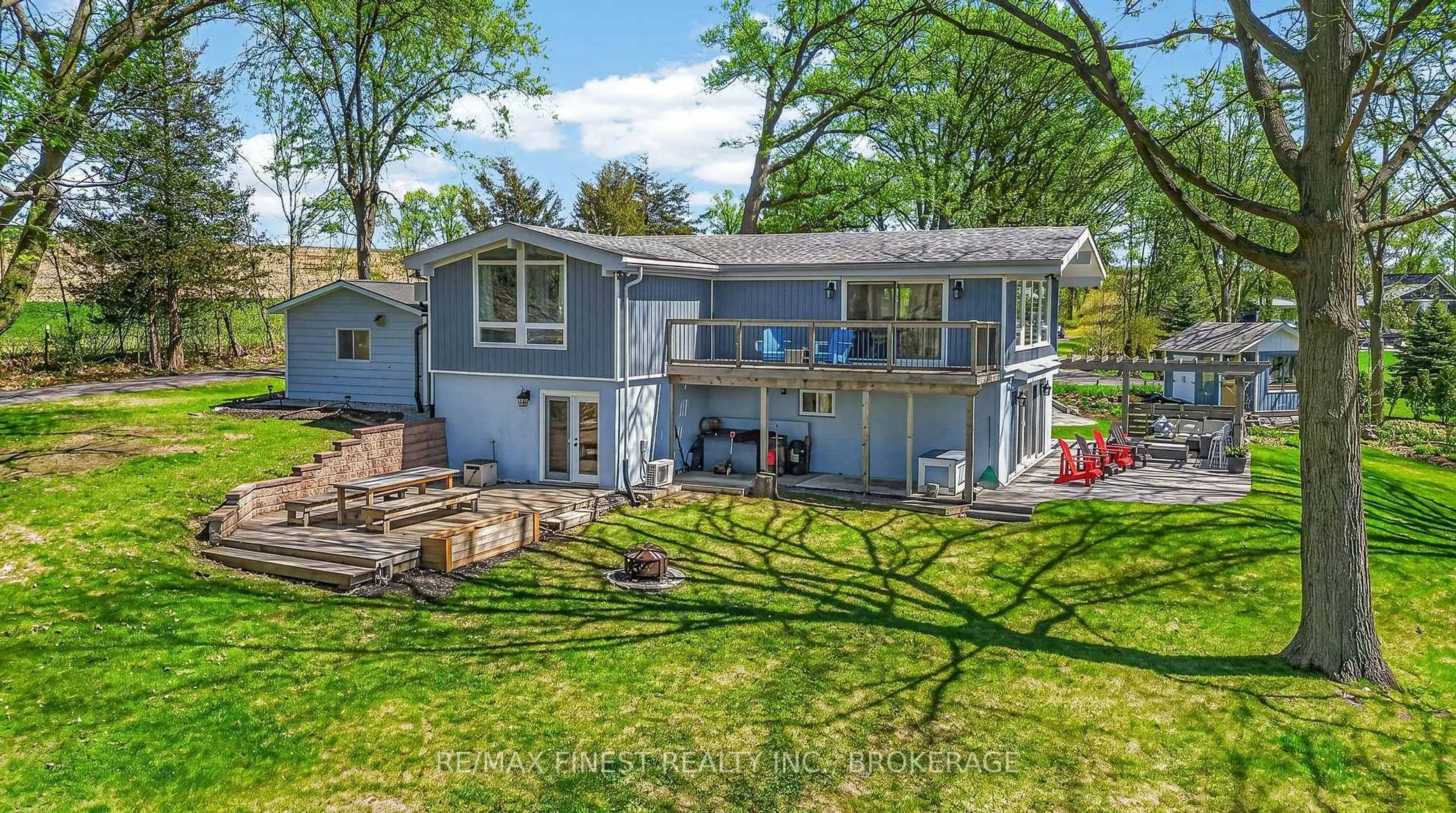 A pic from outside/outdoor area/front of a property/back of a property/a pic from drone, unknown for 79 HICKORY Lane, Napanee Ontario K7R 3K8