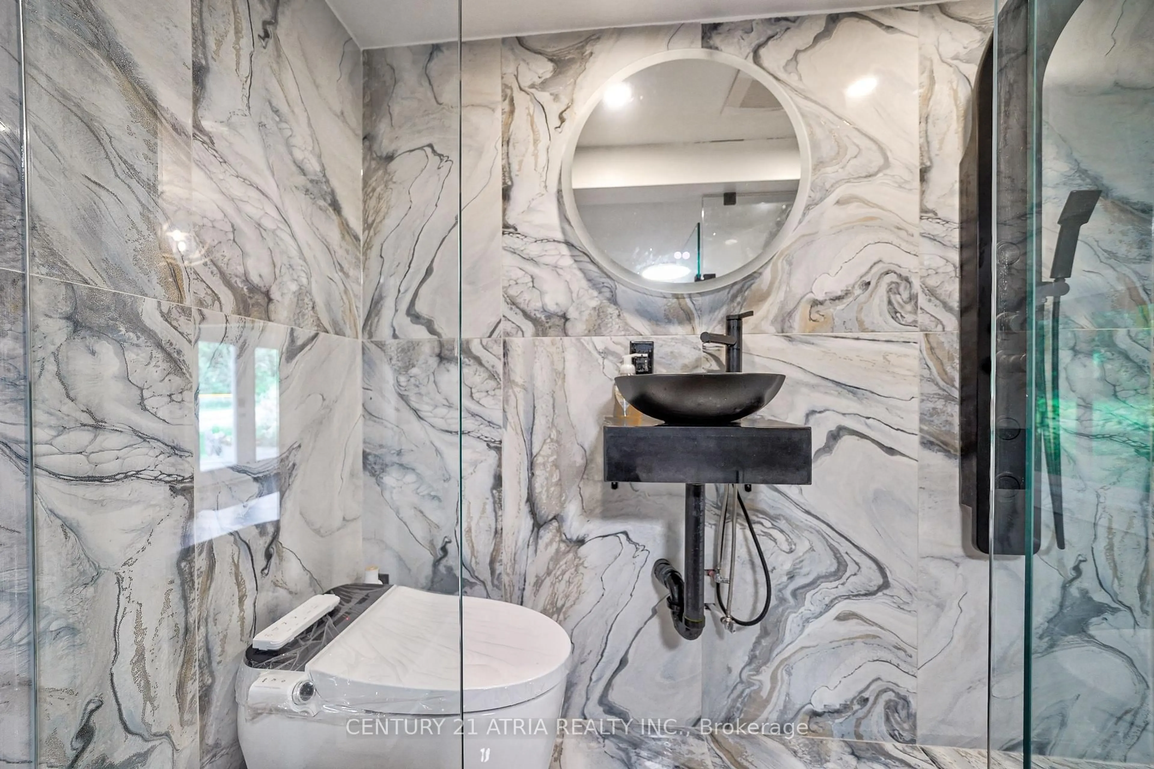Contemporary bathroom, ceramic/tile floor for 785 Muskoka Road 169, Gravenhurst Ontario P1P 0G1