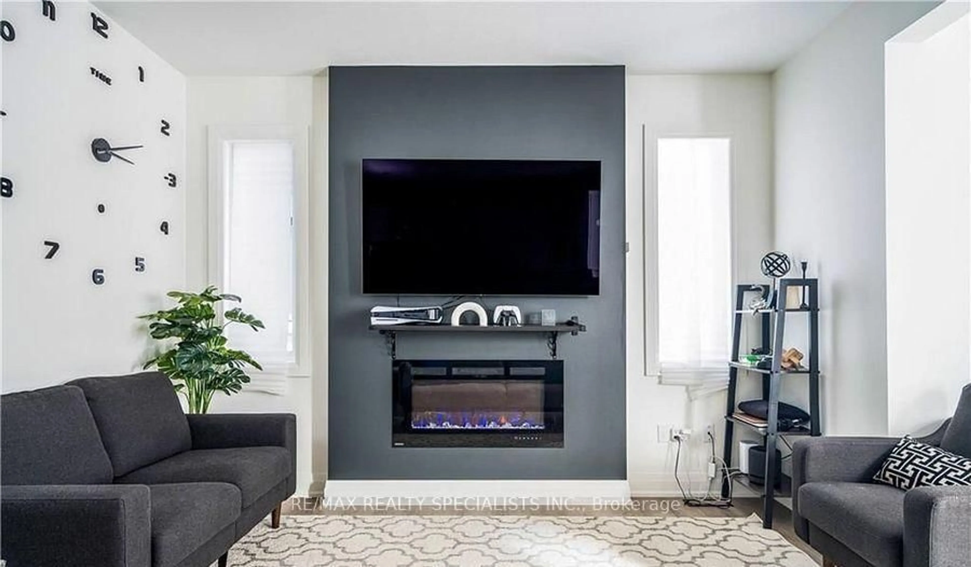 Home theater for 231 Jackson St, West Grey Ontario N0G 1R0