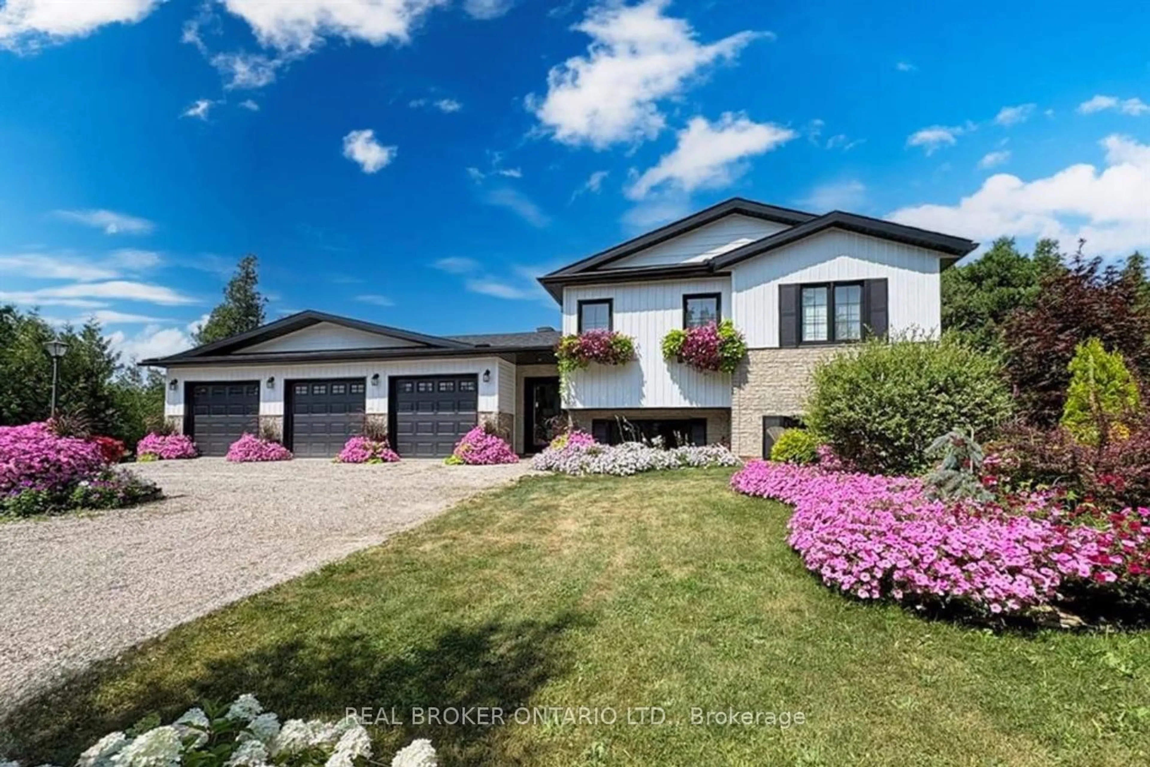 Unknown for 486 CODE Dr, Smiths Falls Ontario K7A 4S6