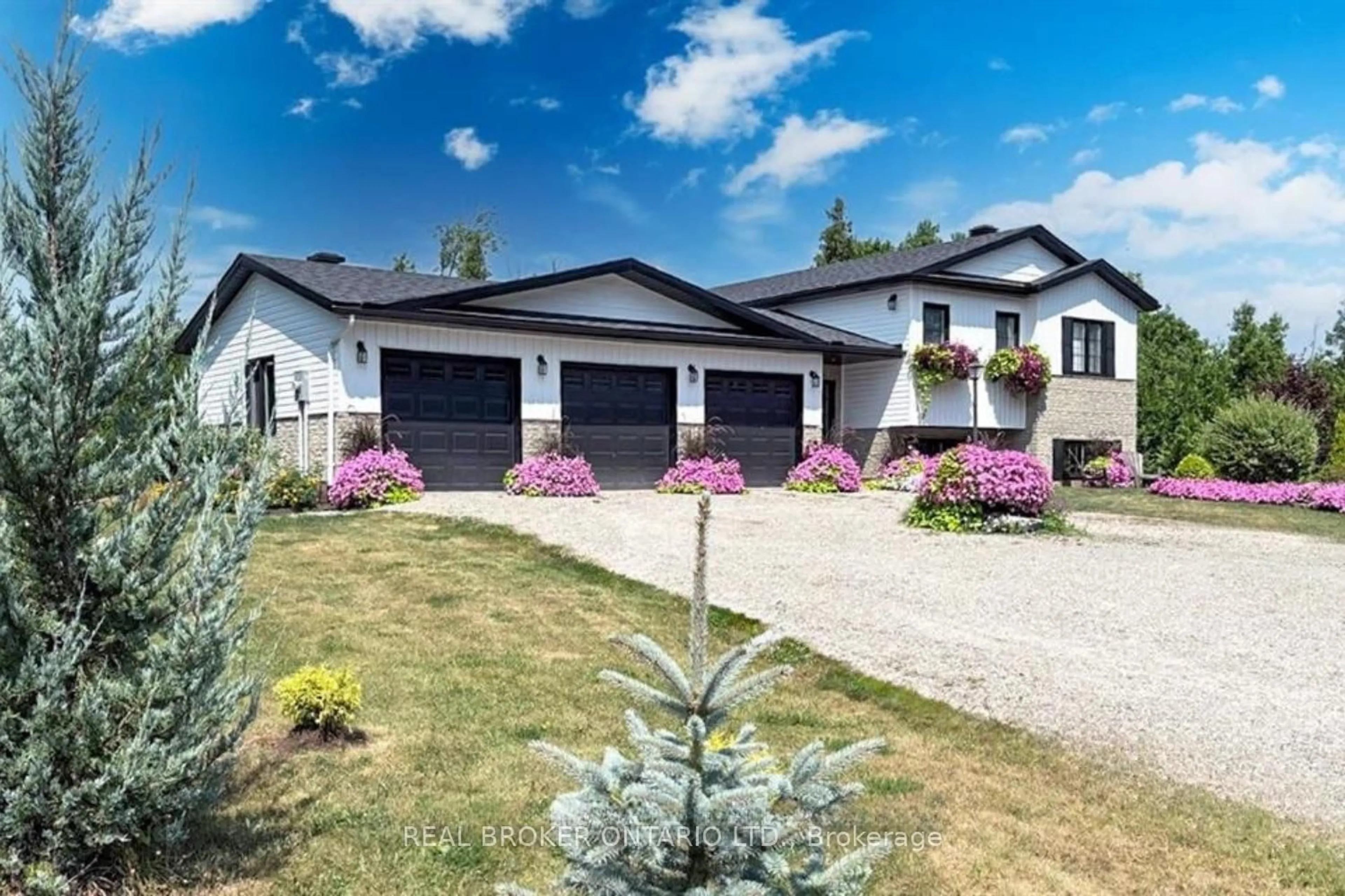 Home with vinyl exterior material, street for 486 CODE Dr, Smiths Falls Ontario K7A 4S6