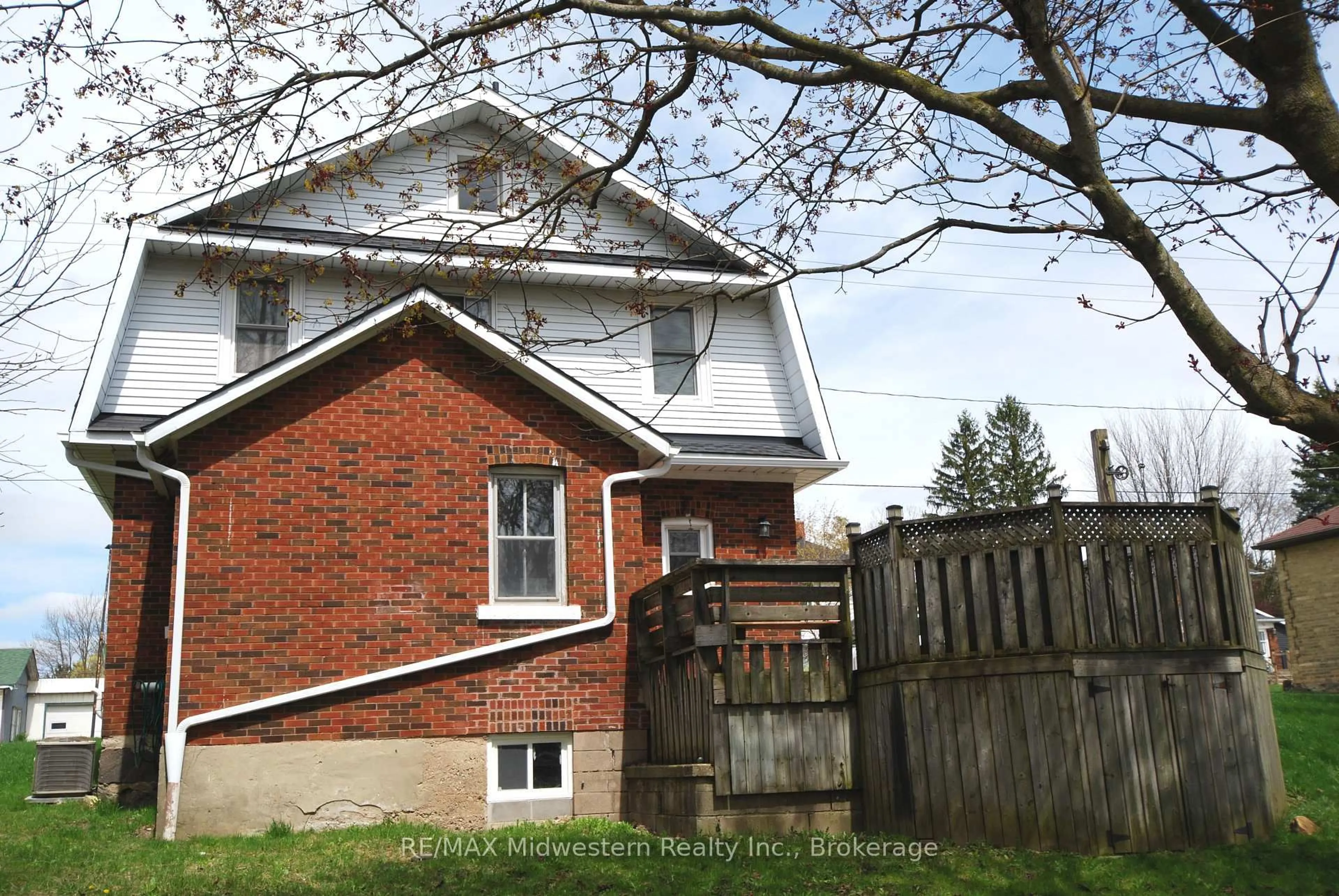 Home with brick exterior material, street for 200 Elora St, Minto Ontario N0G 1Z0