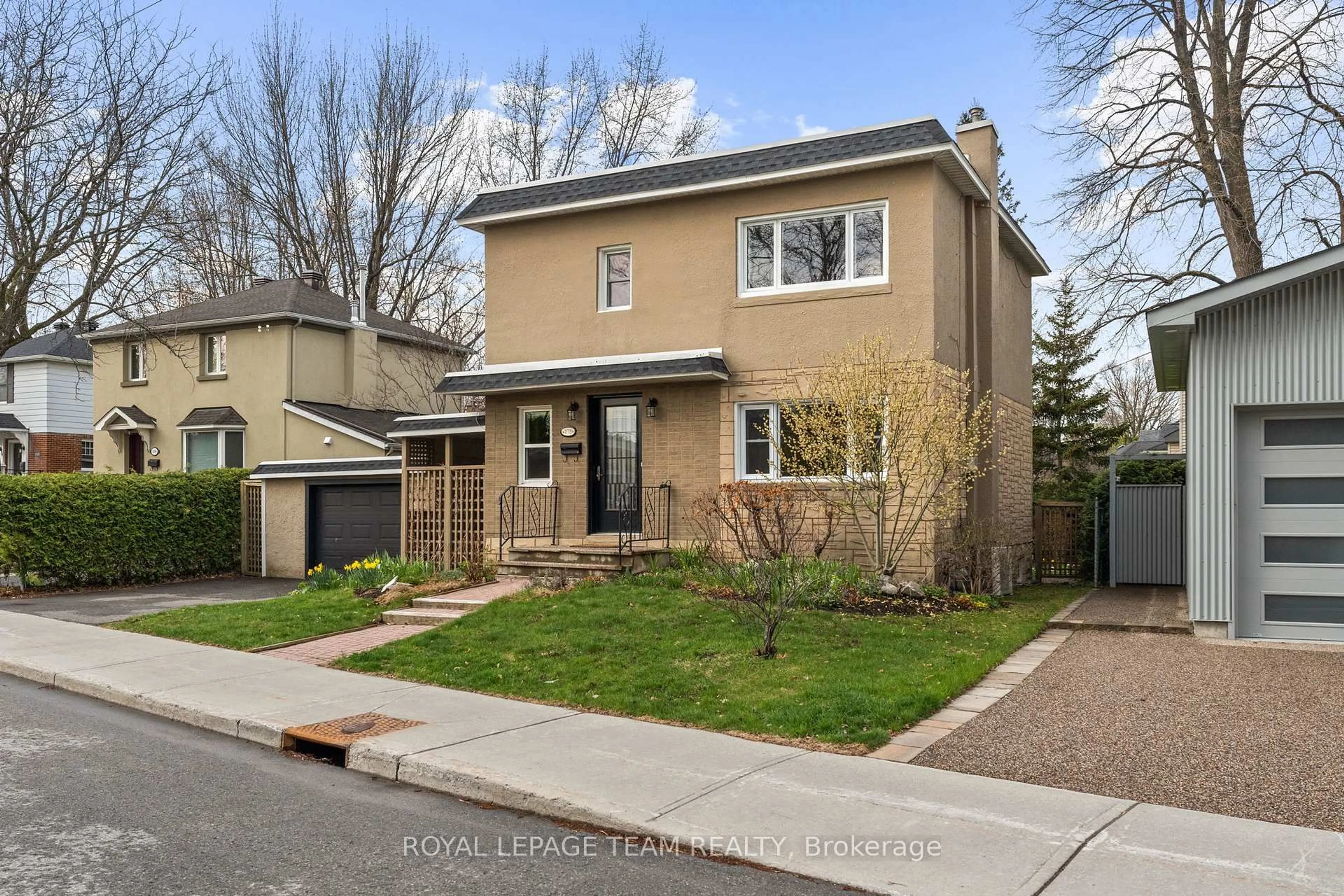 Home with brick exterior material, street for 108 Onslow Cres, Ottawa Ontario K1S 1G4