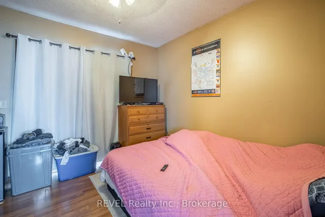 4201 Fox Rd, Fort Erie 5