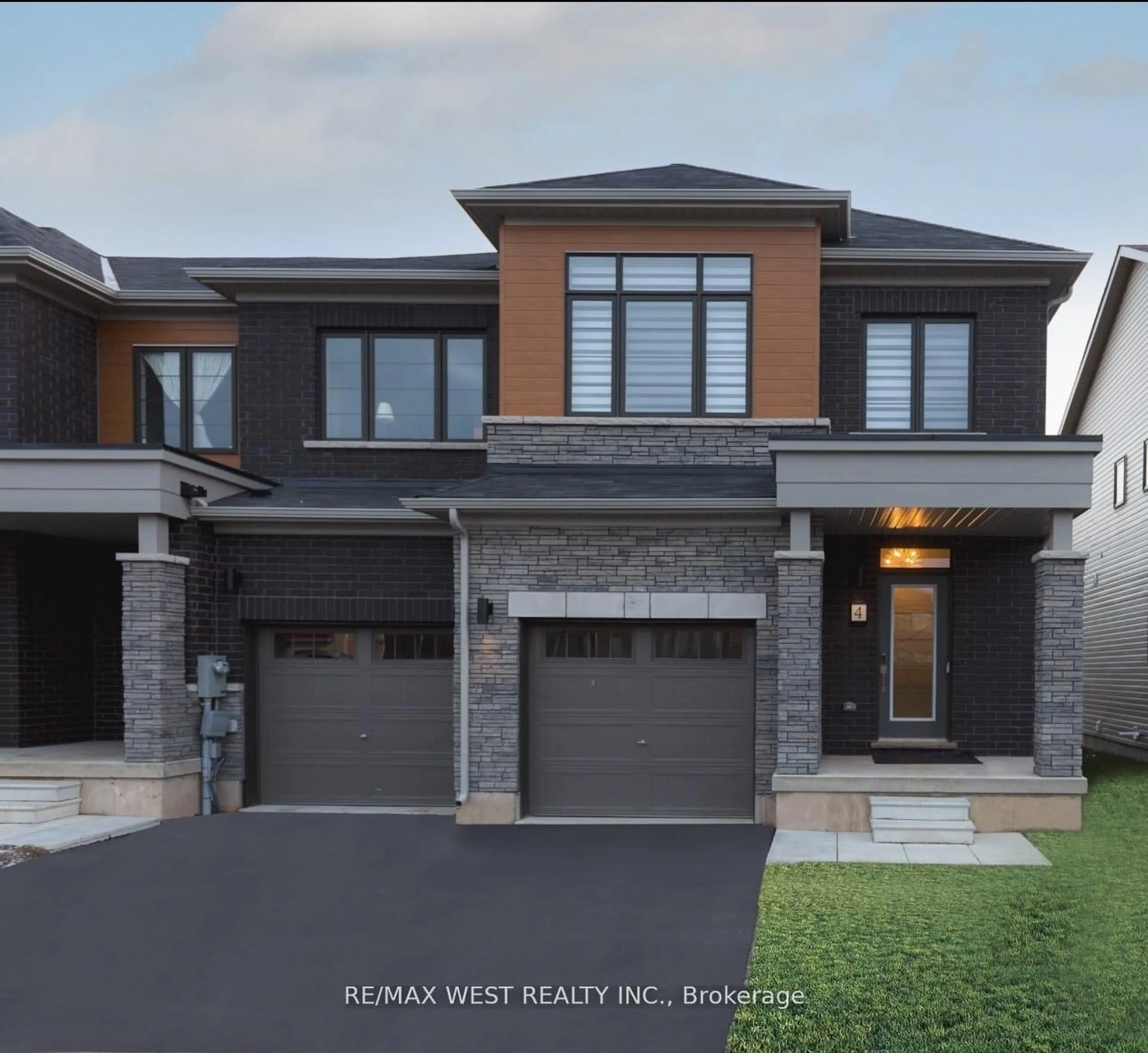 Home with brick exterior material, street for 7789 Kalar Rd #4, Niagara Falls Ontario L2H 3T8
