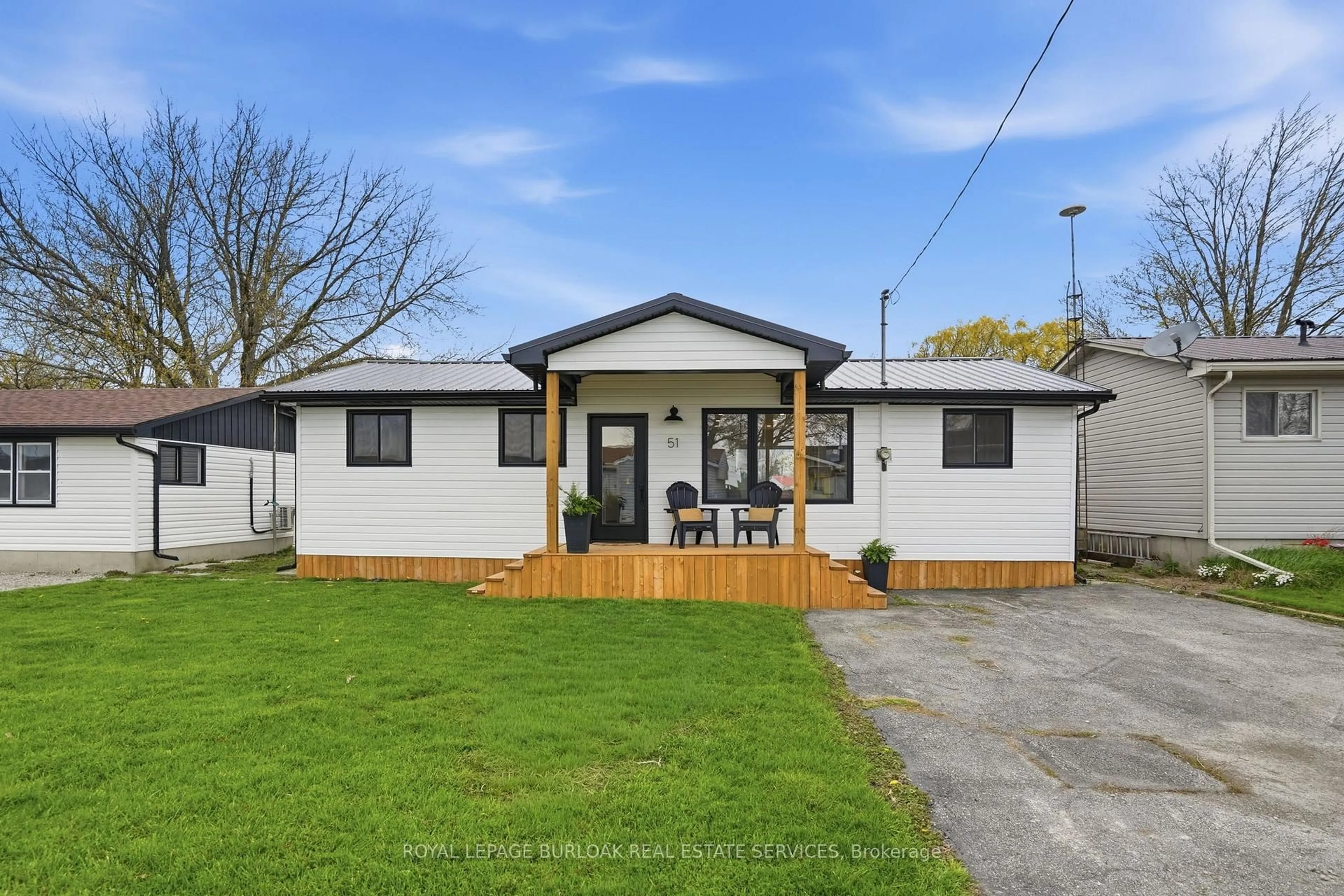 A pic from outside/outdoor area/front of a property/back of a property/a pic from drone, street for 51 Vola Beach Lane, Haldimand Ontario N0A 1P0