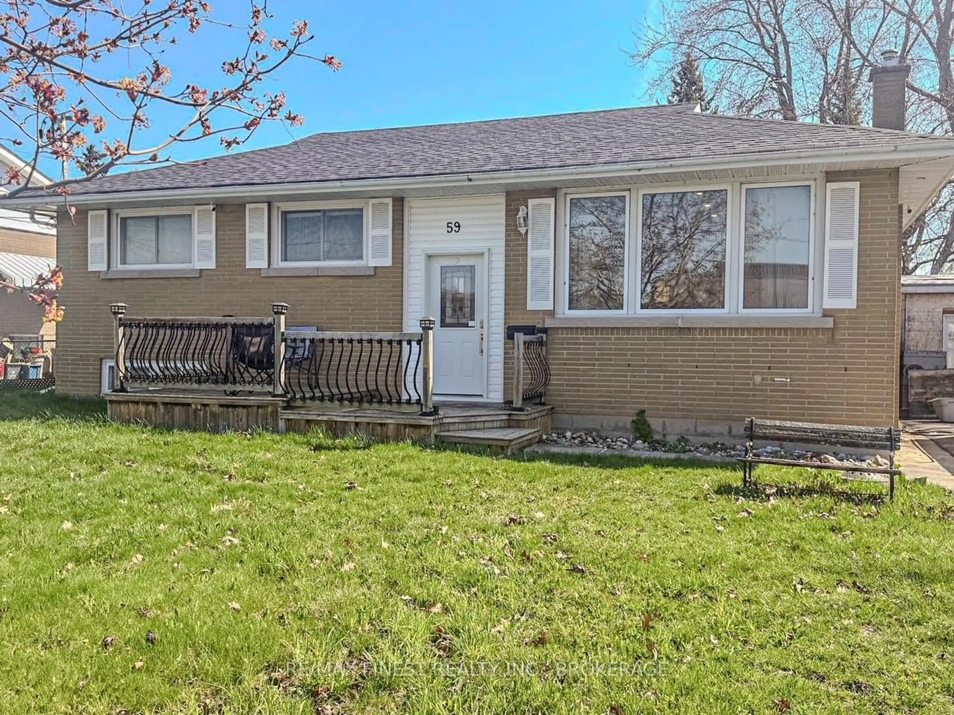 Home with vinyl exterior material, street for 59 Fairfield Blvd, Loyalist Ontario K7N 1L3