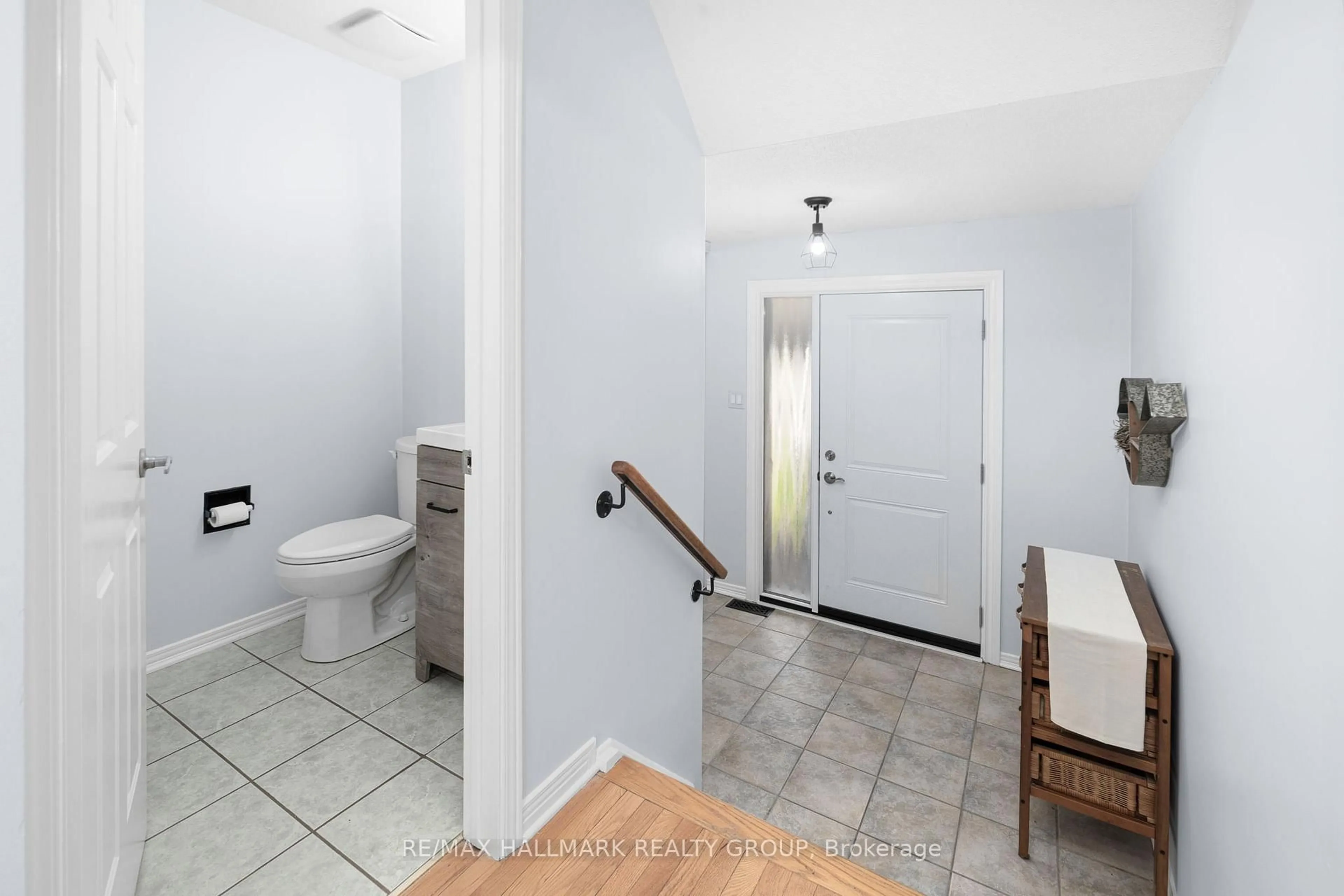 Unknown for 54 Fireside Cres, Ottawa Ontario K1T 1Z4