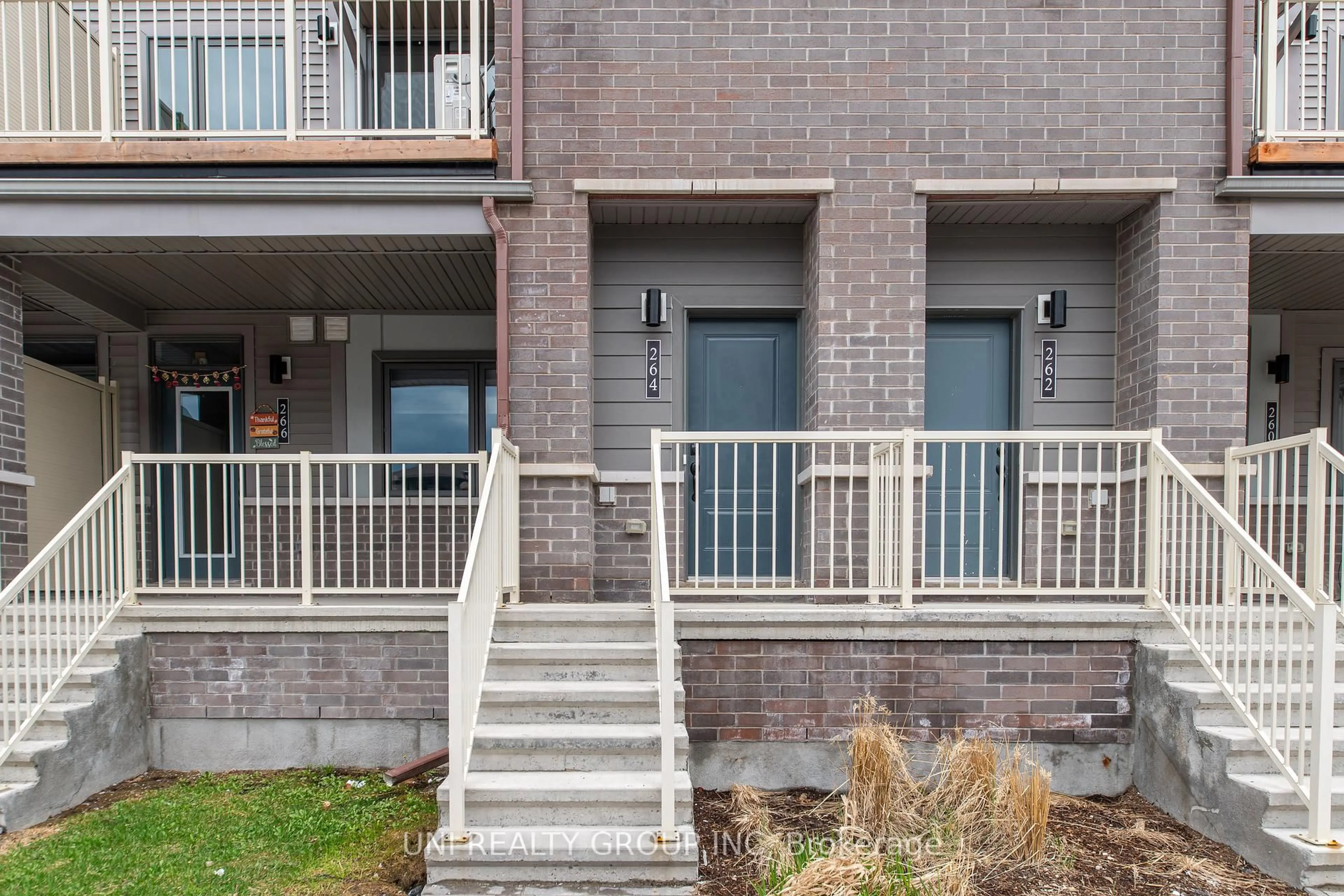 Unknown for 264 ANYOLITE Private, Ottawa Ontario K2J 7J3
