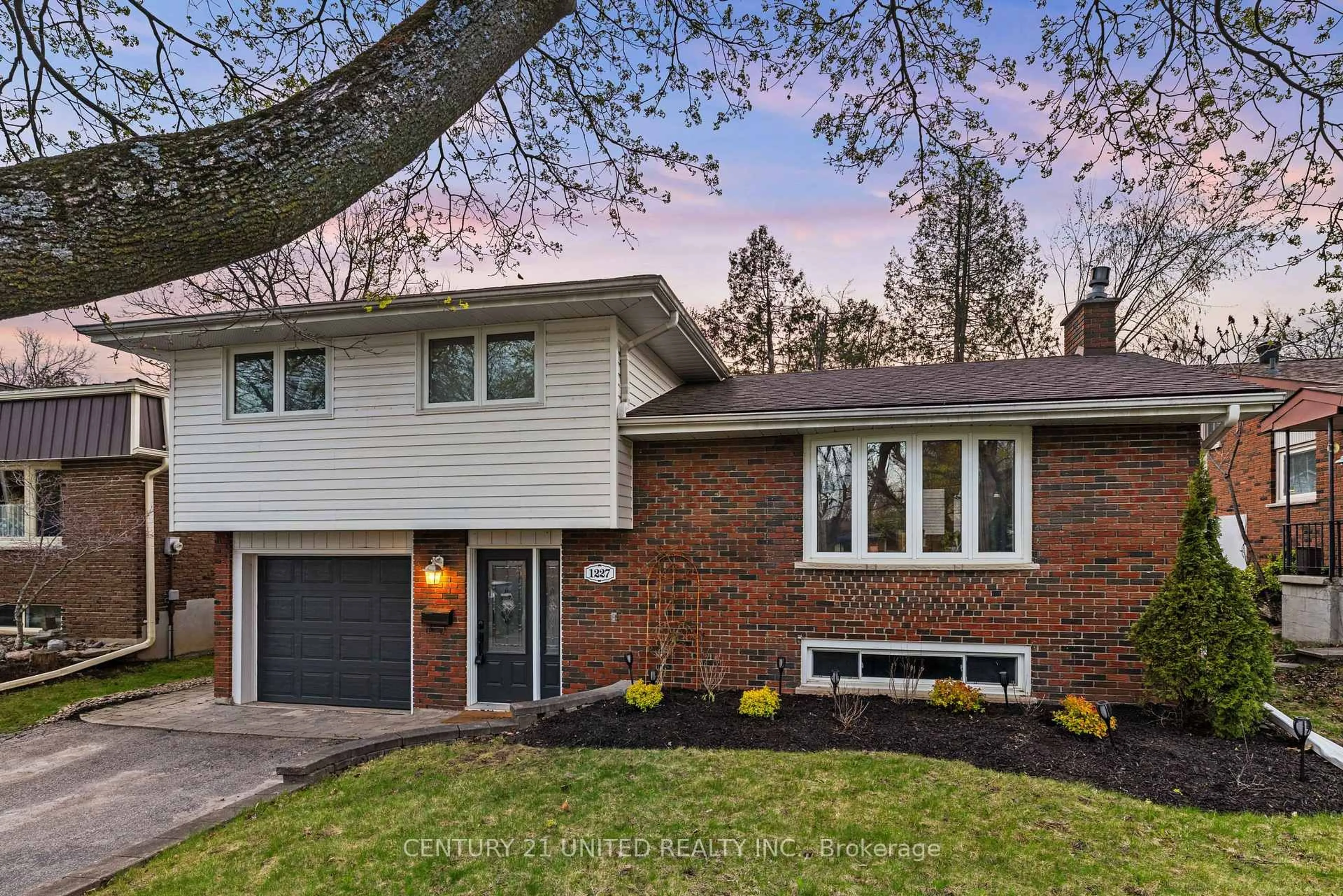Home with brick exterior material, street for 1227 Cartier Blvd, Peterborough Ontario K9H 6S2