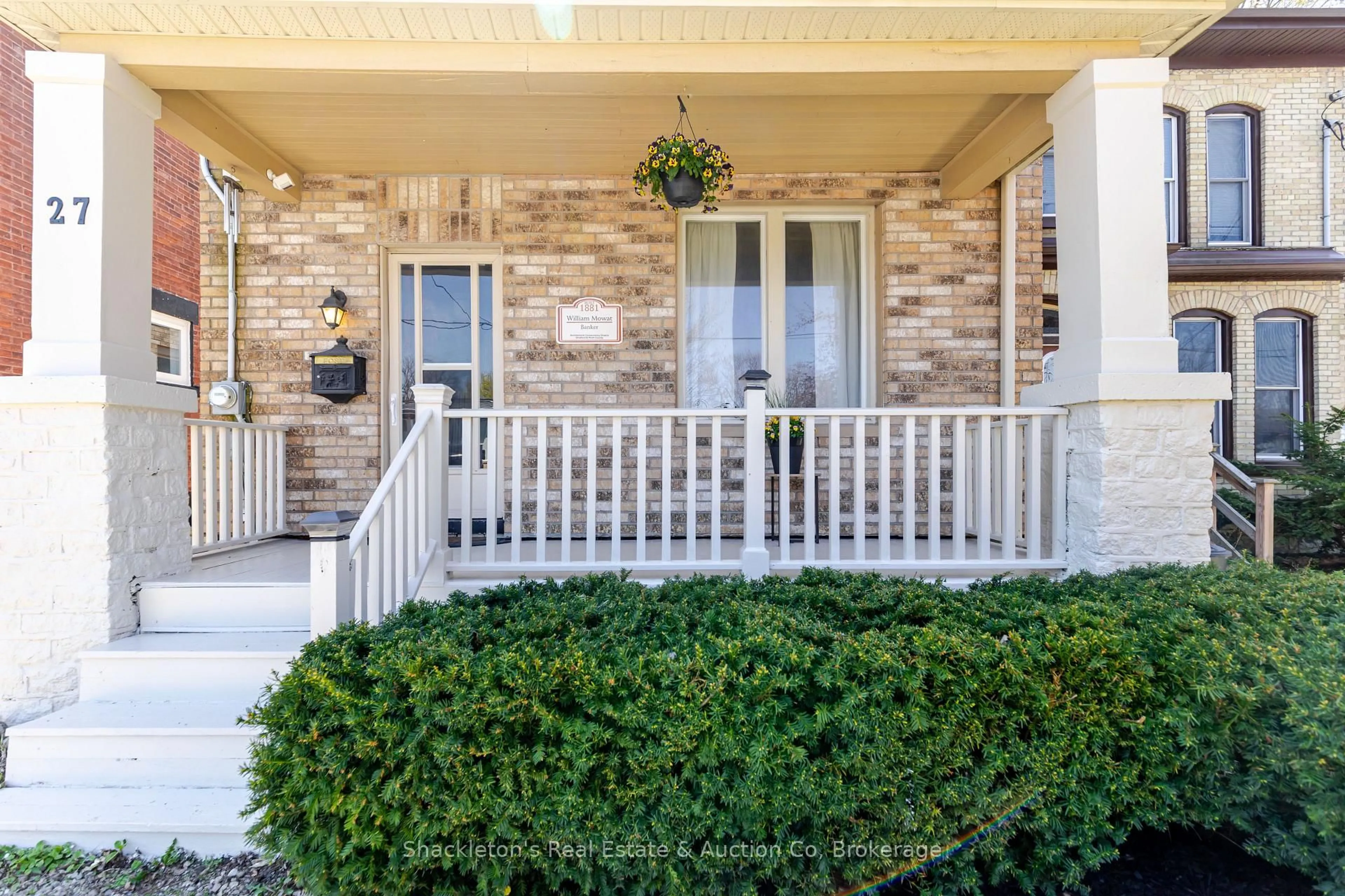Unknown for 27 Grange St, Stratford Ontario N5A 3P7