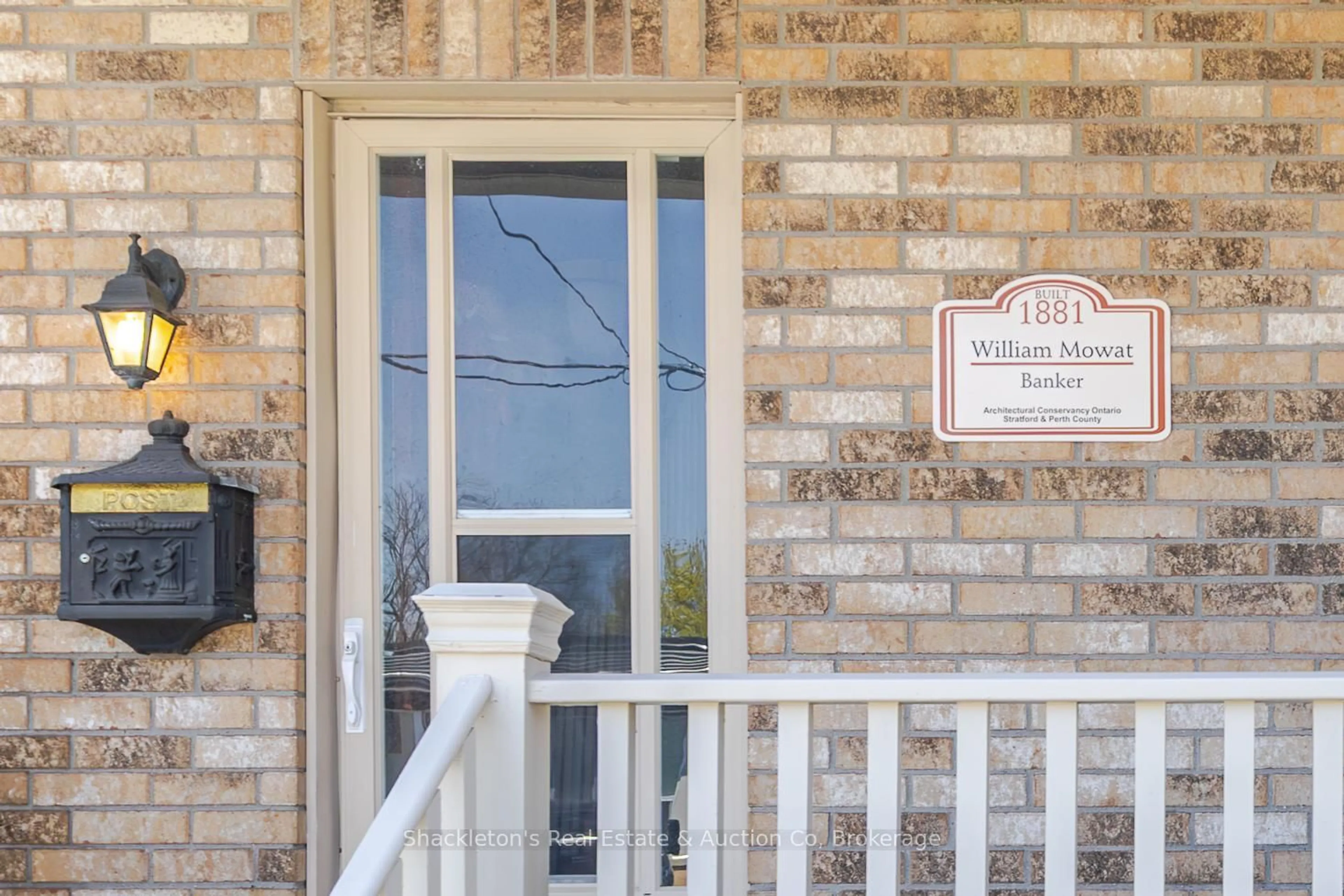 Unknown for 27 Grange St, Stratford Ontario N5A 3P7