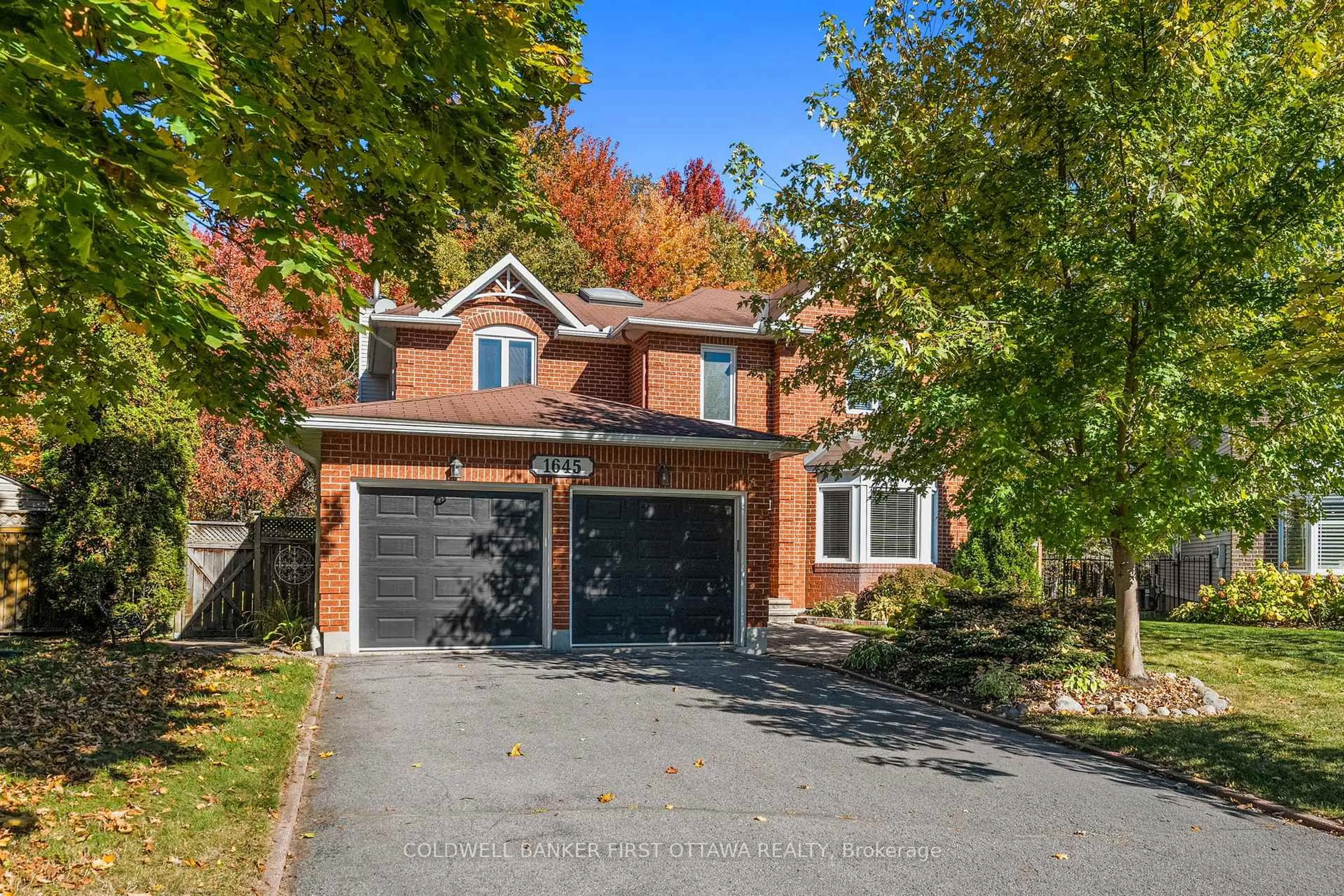 Home with brick exterior material, street for 1645 Des Ravins Pl, Orleans Ontario K1C 6H3