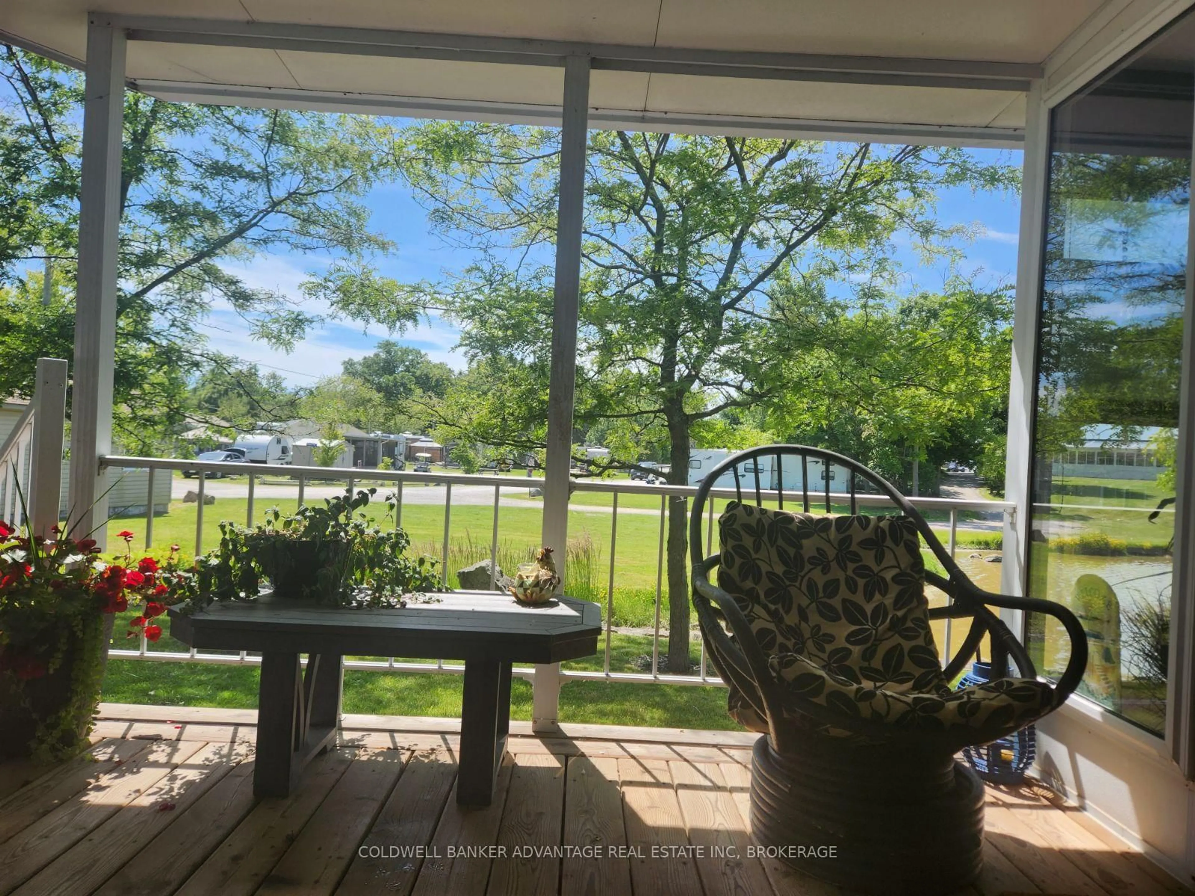 Patio, water/lake/river/ocean view for 2325 Victoria Ave #202, Pelham Ontario L0S 1C0