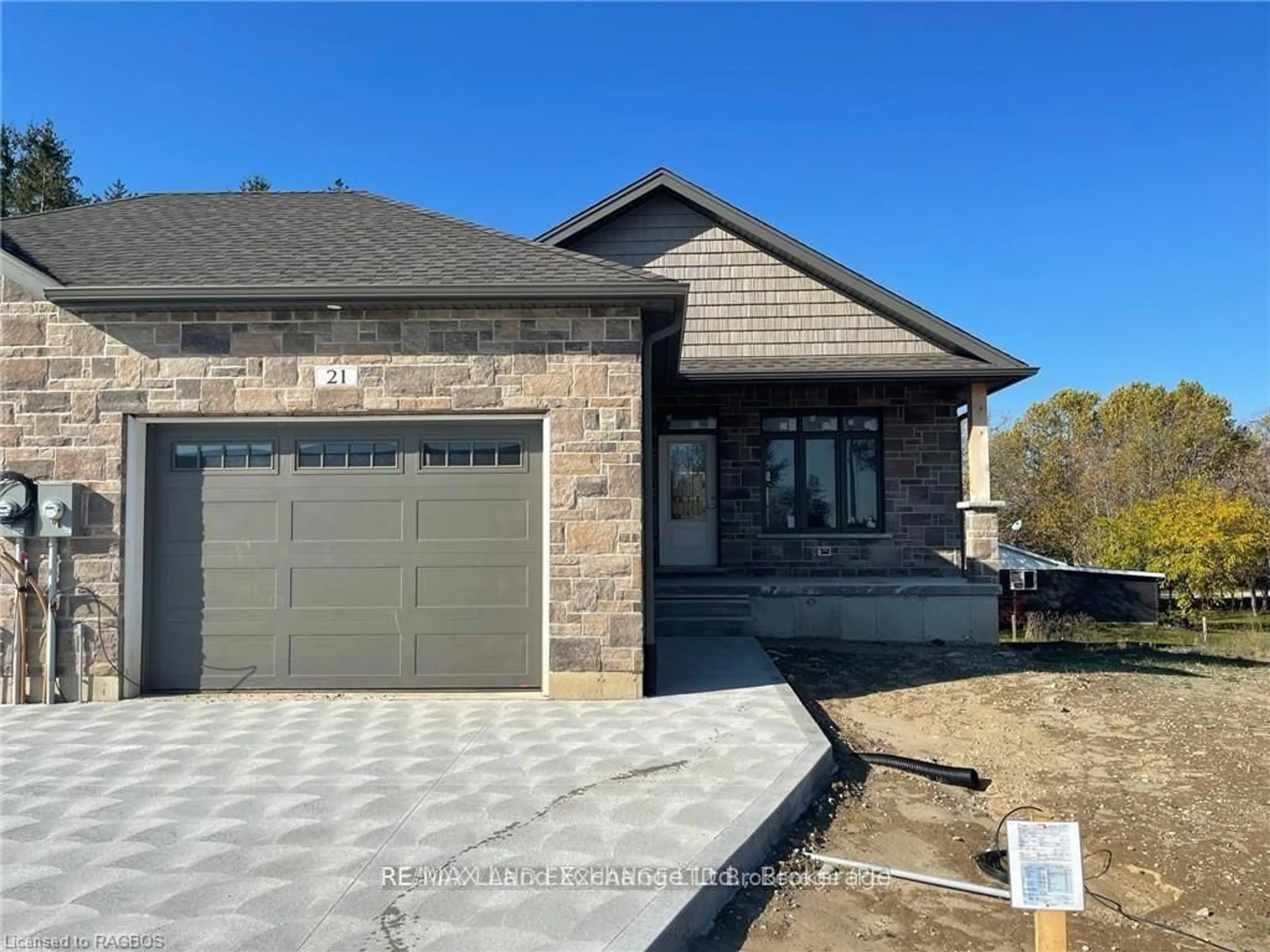 Home with brick exterior material, street for 21 Nyah Crt, Kincardine Ontario N0G 2N0