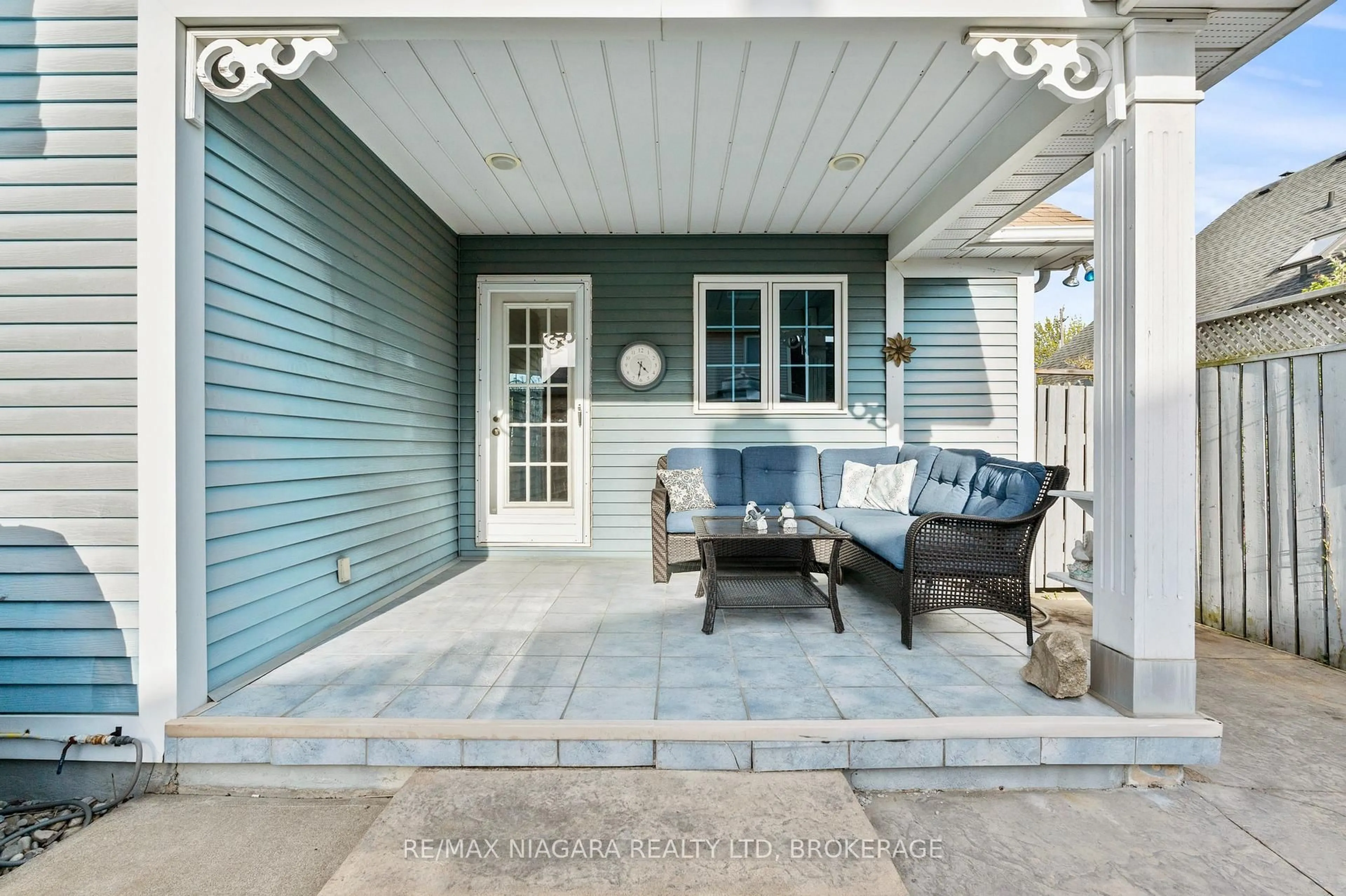 Patio, street for 73 FIRST ST LOUTH St, St. Catharines Ontario L2W 1A6