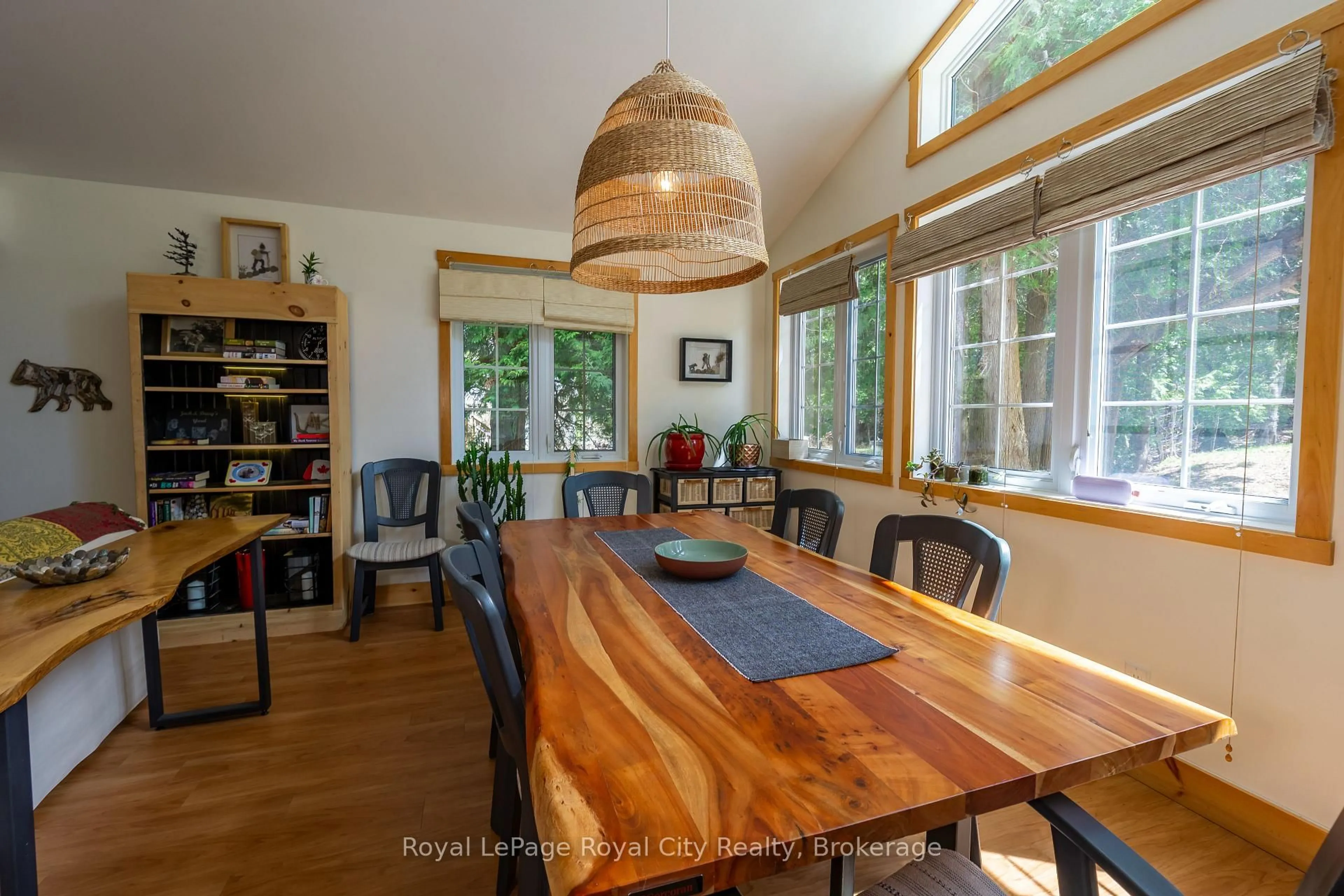 Dining room, wood/laminate floor for 48 Head St, Northern Bruce Peninsula Ontario N0H 2R0