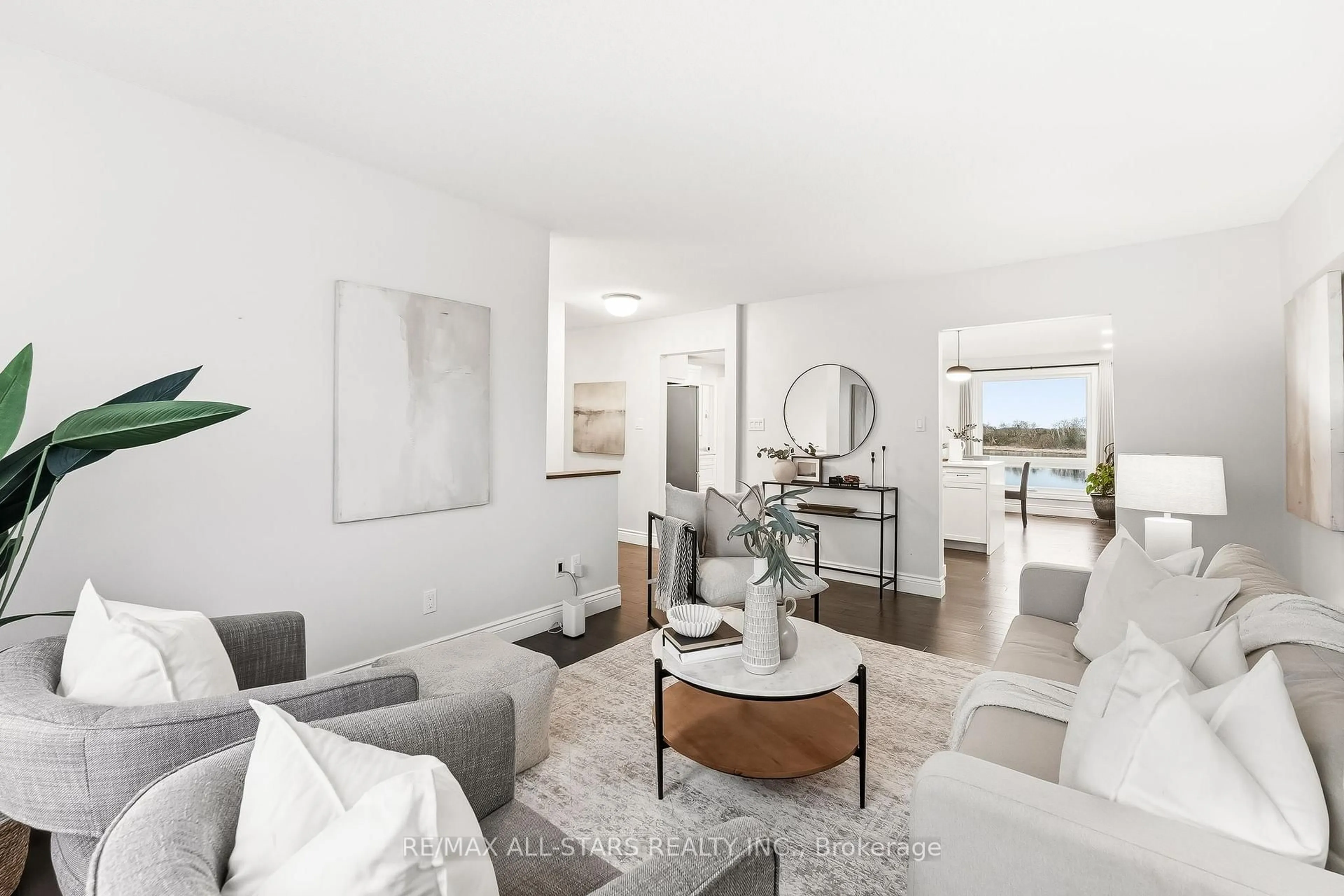 Living room with furniture, unknown for 20915 Brunon Ave, Kawartha Lakes Ontario L0C 1G0