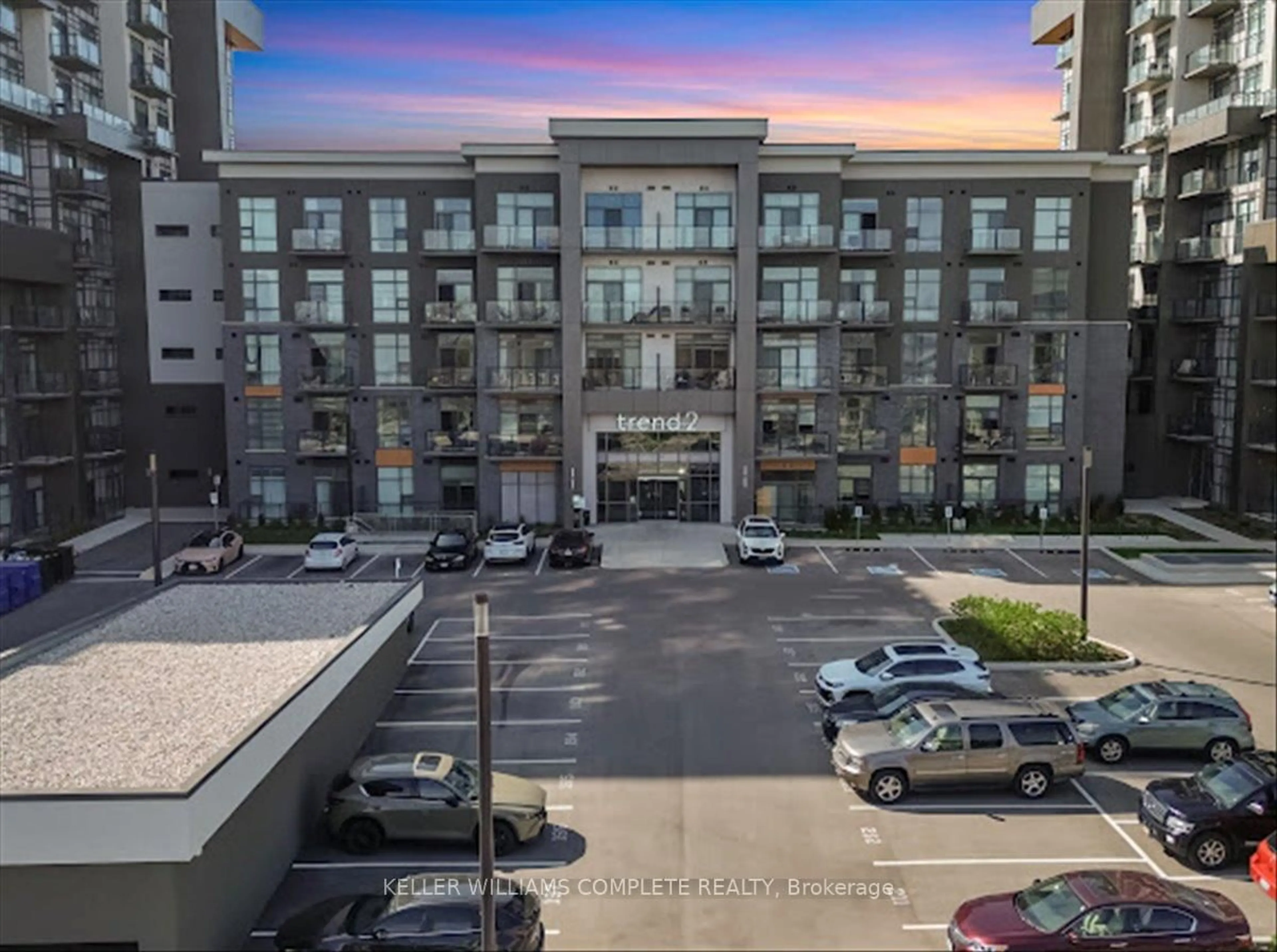A pic from outside/outdoor area/front of a property/back of a property/a pic from drone, building for 460 Dundas St #1109, Hamilton Ontario L8B 2A5